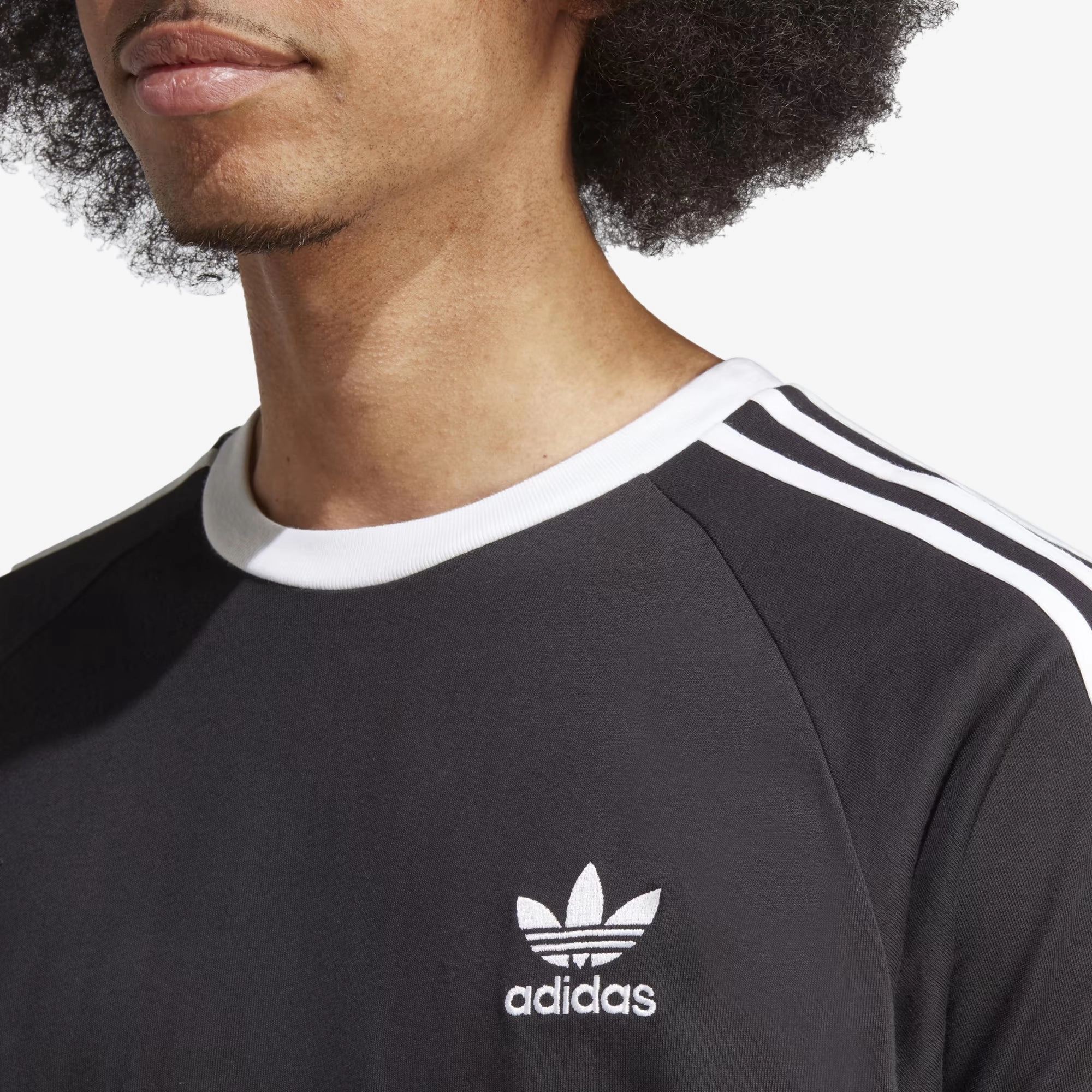 ADIDAS ORIGINALS | ADICOLOR CLASSICS 3-STRIPES TEE { BLACK