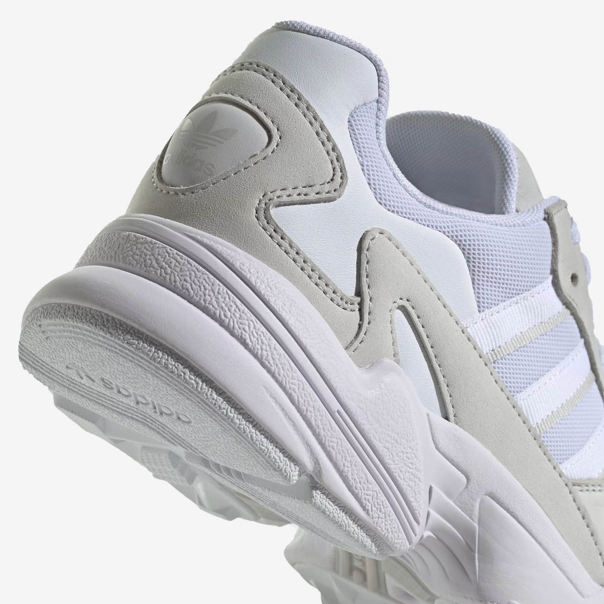 Adidas Originals | FALCON  { CLOUD WHITE/CLOUD WHITE/GREY ONE