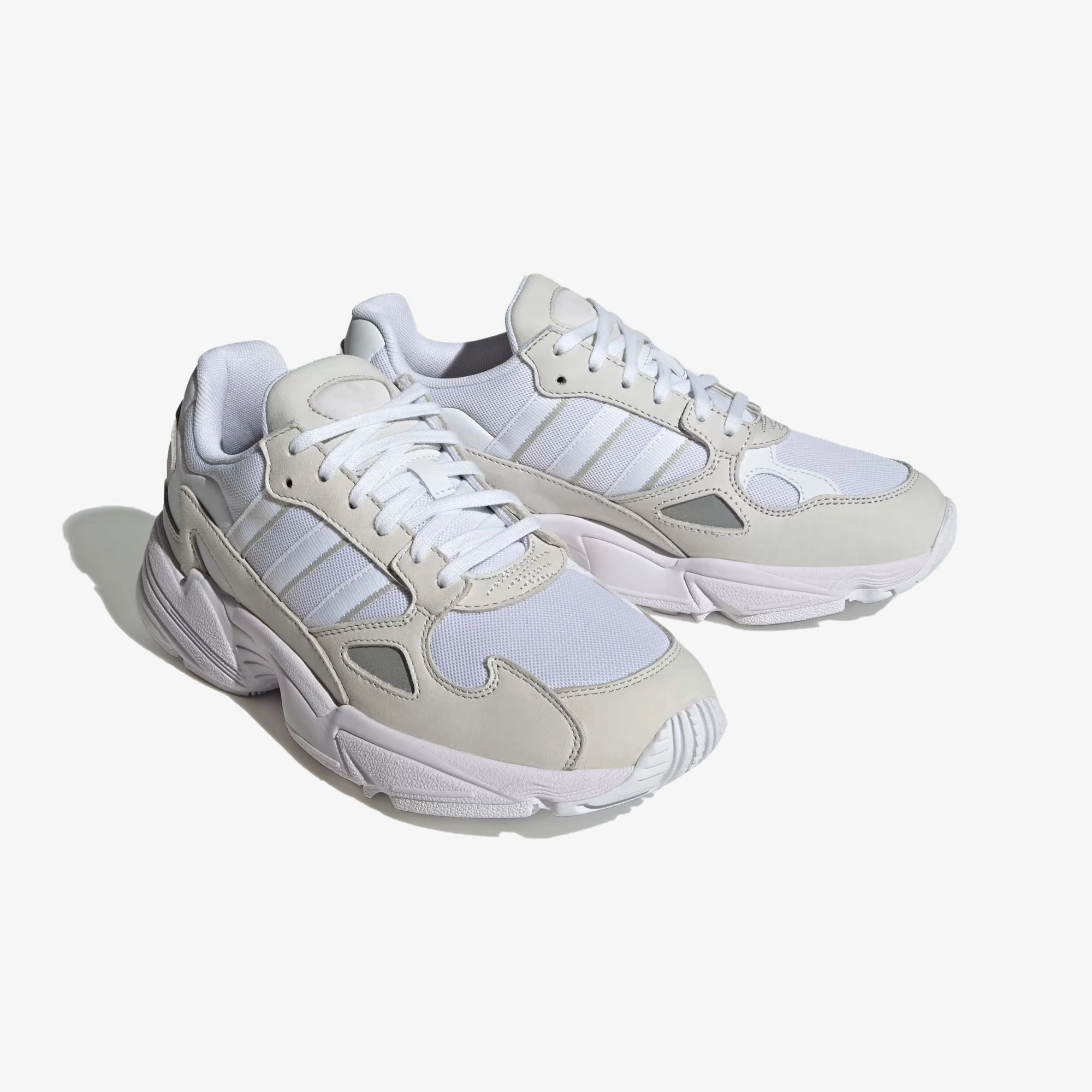 Adidas Originals | FALCON  { CLOUD WHITE/CLOUD WHITE/GREY ONE