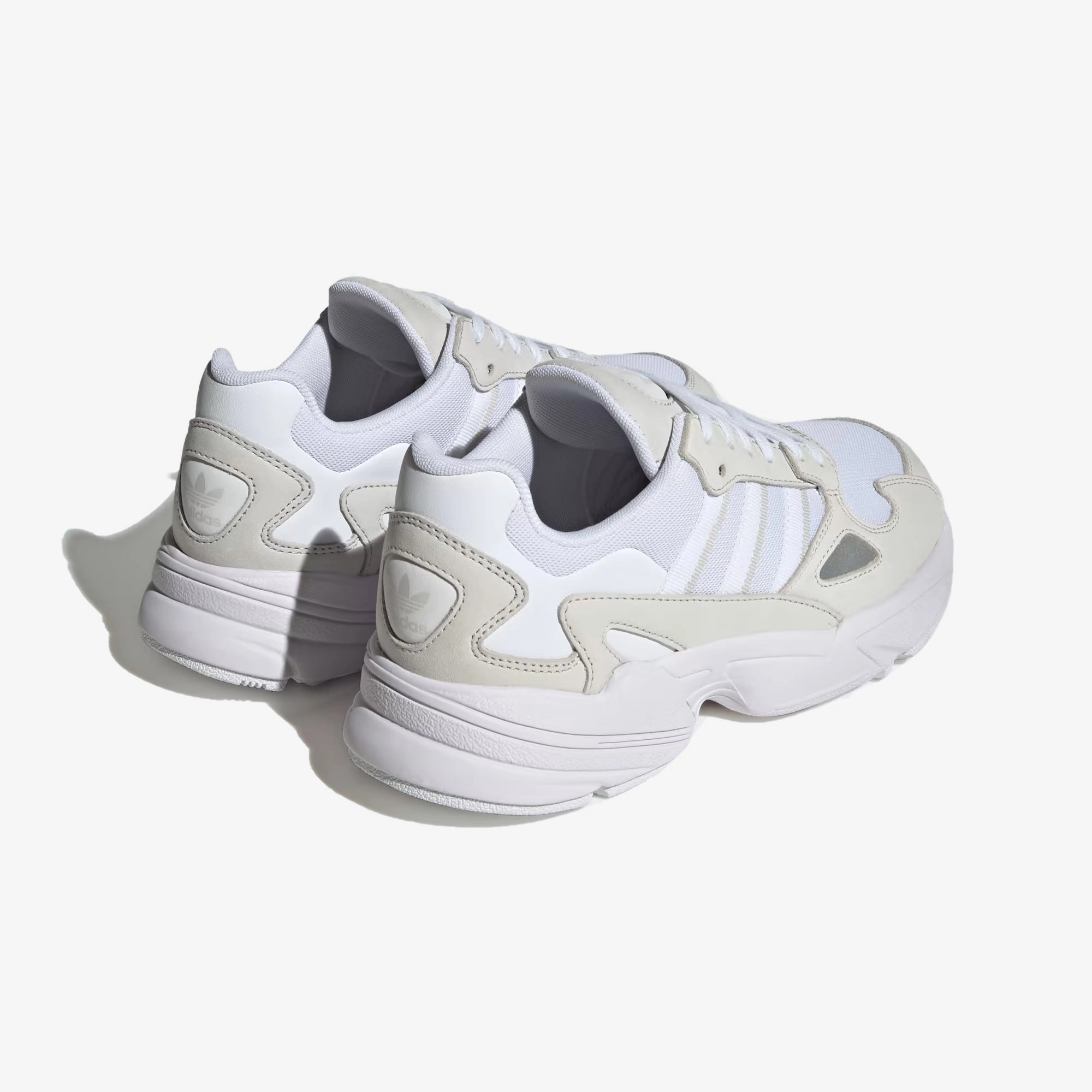Adidas Originals | FALCON  { CLOUD WHITE/CLOUD WHITE/GREY ONE