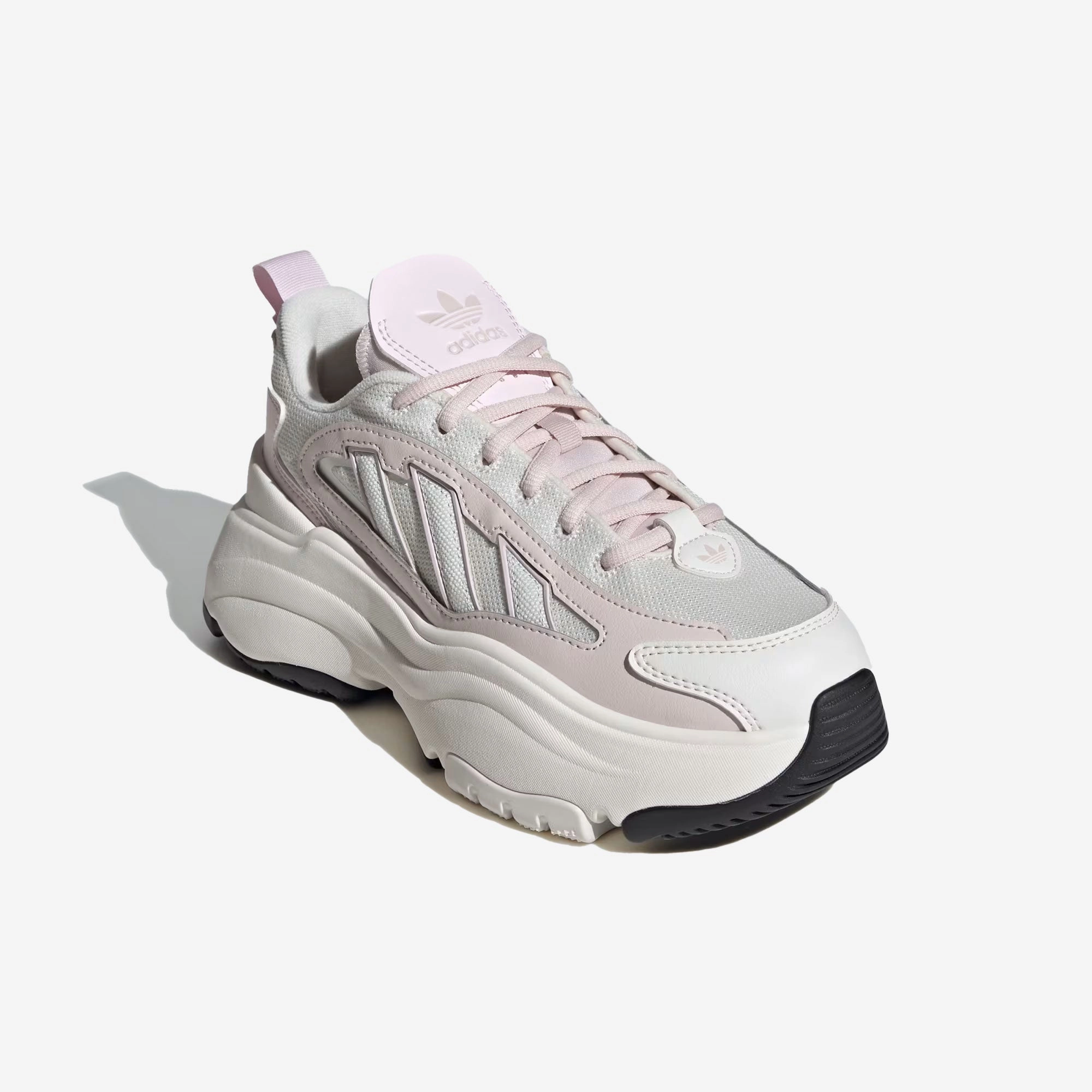 Adidas Originals | OZGAIA  { CLOUD WHITE/OFF WHITE/ALMOST PINK