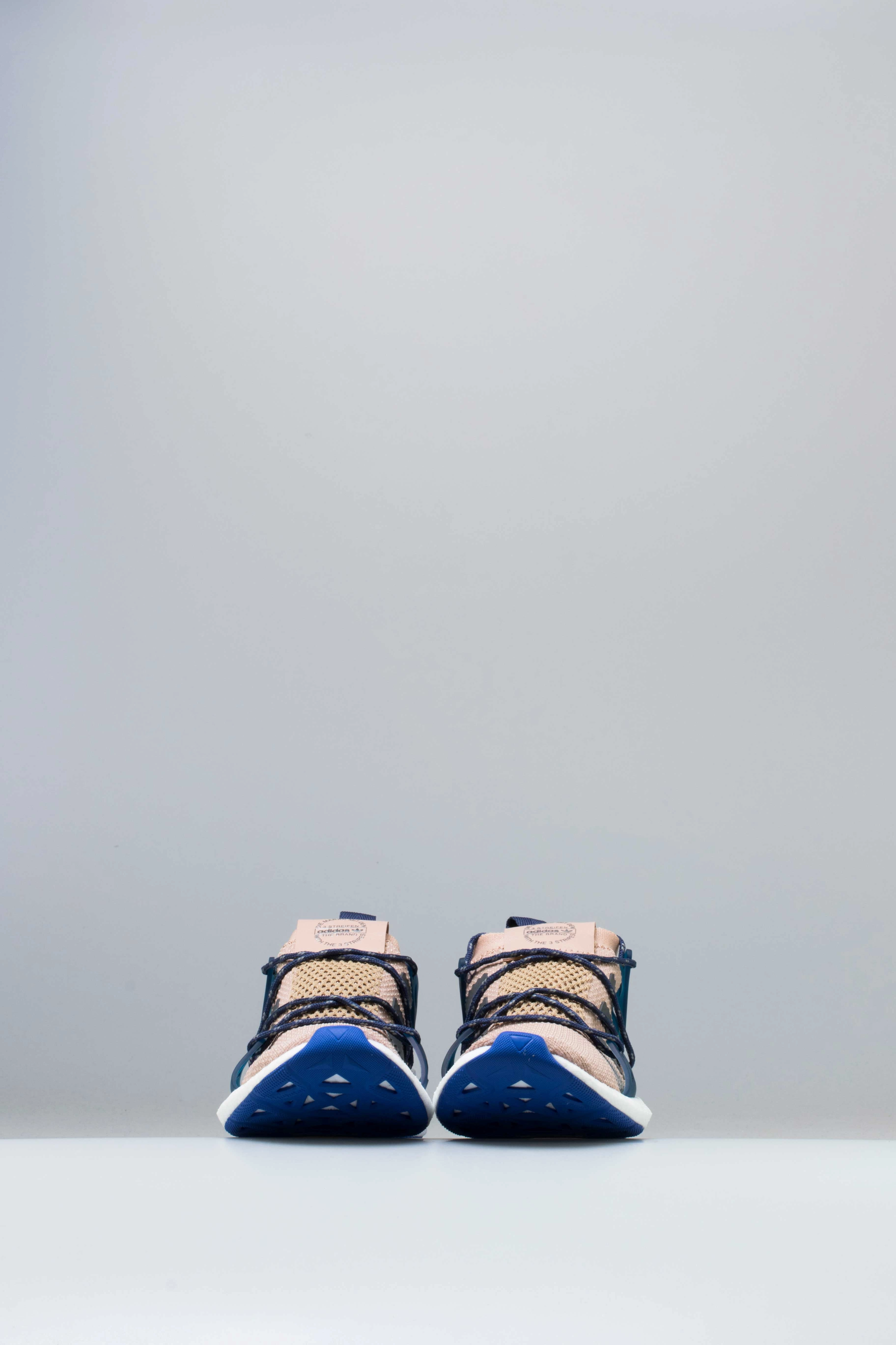 Arkyn Womens Shoes - Ash Pearl