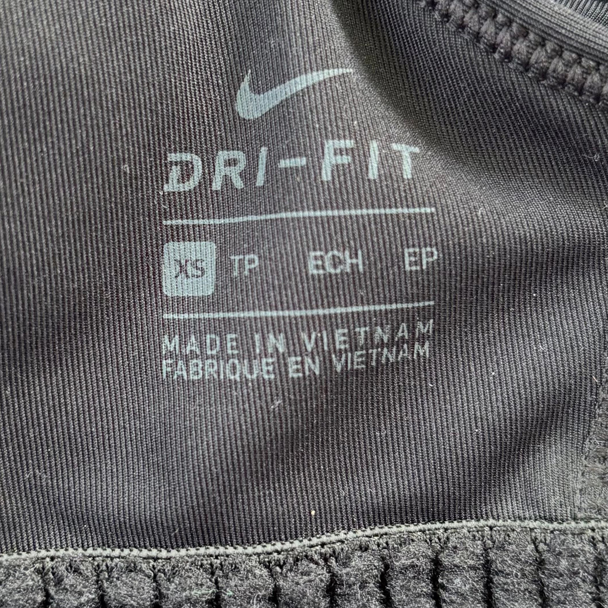 Athletic Bra By Nike Apparel In Black. Size: Xs