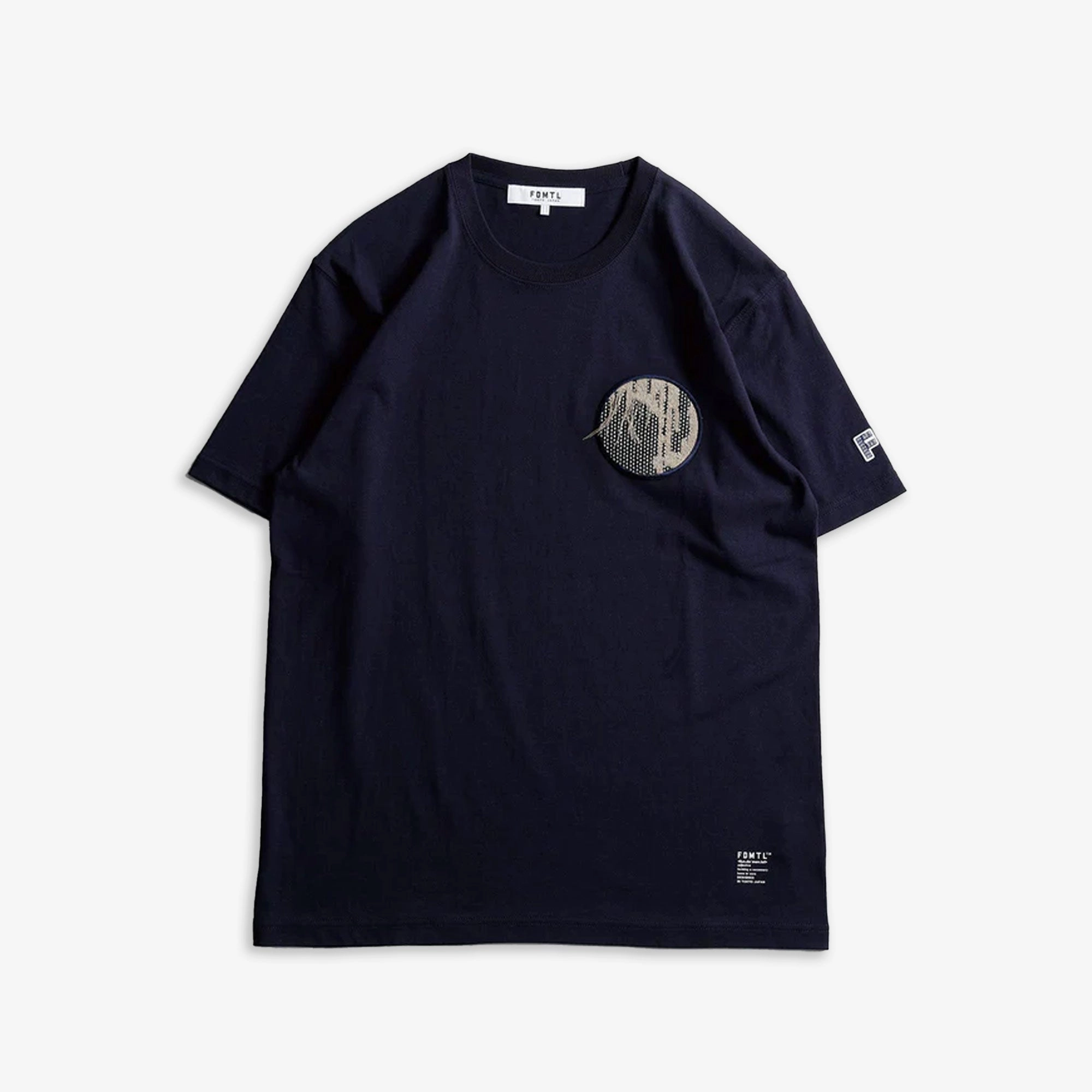 FDMTL | CIRCLE BORO PATCH TEE  { NAVY