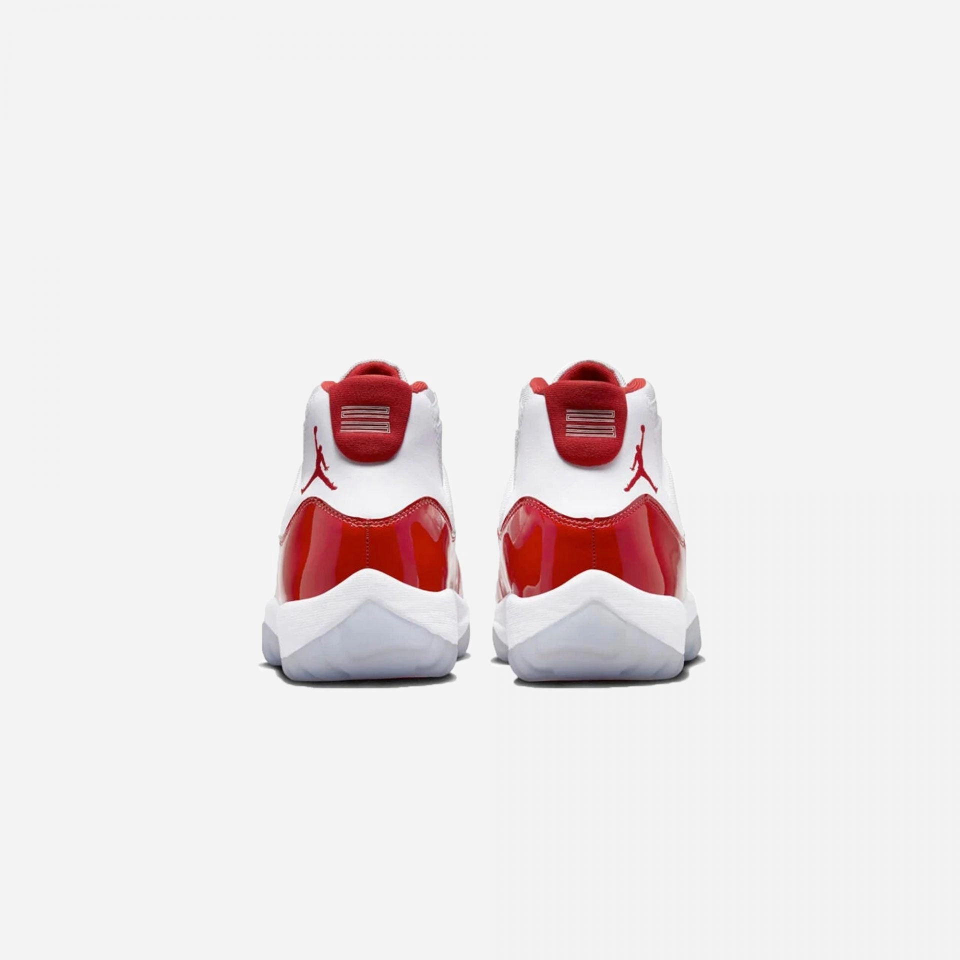 Jordan | AIR JORDAN 11 RETRO  { WHITE/VARSITY RED-BLACK