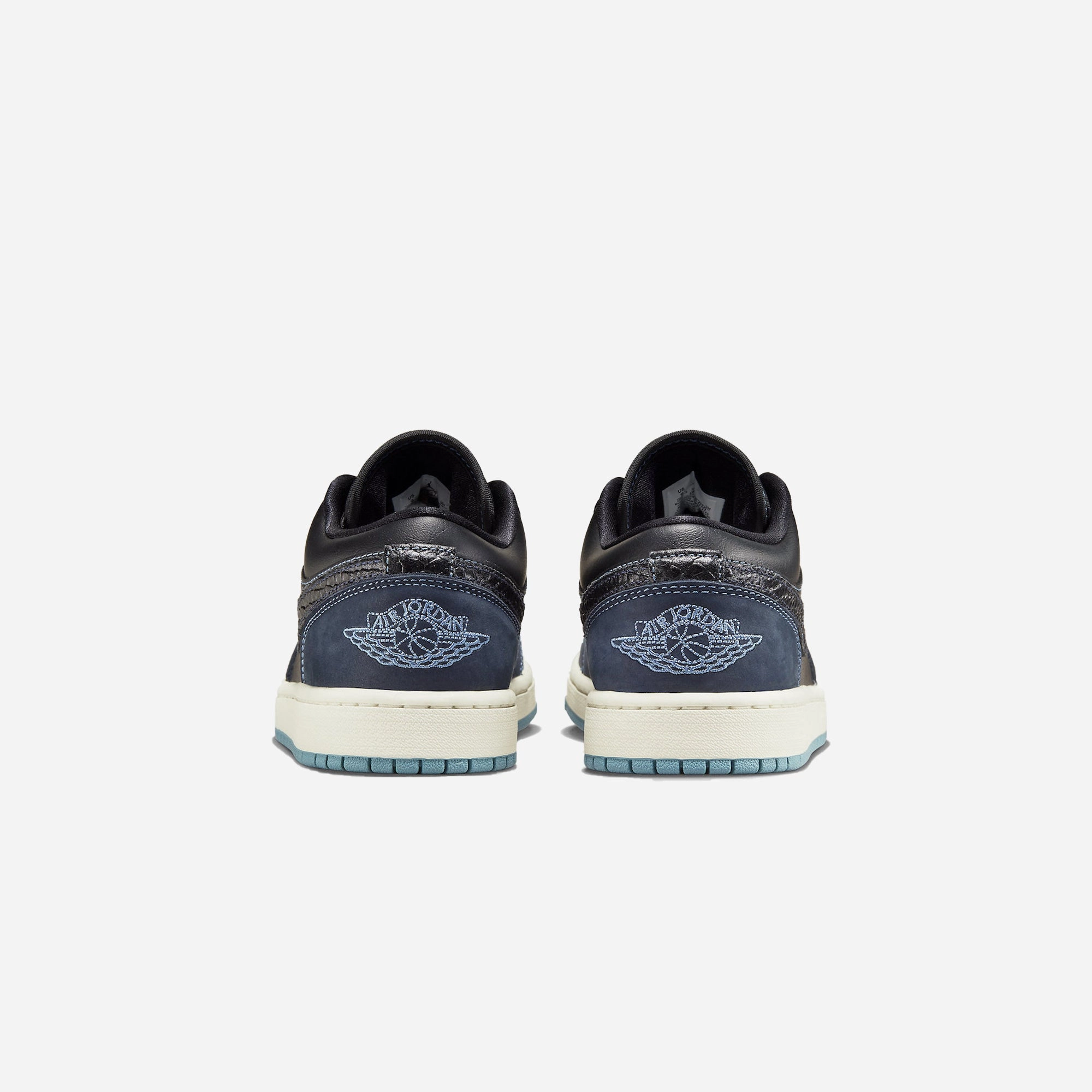 Jordan | AIR JORDAN 1 LOW SE  { BLACK/BLACK-DARK OBSIDIAN-SAIL