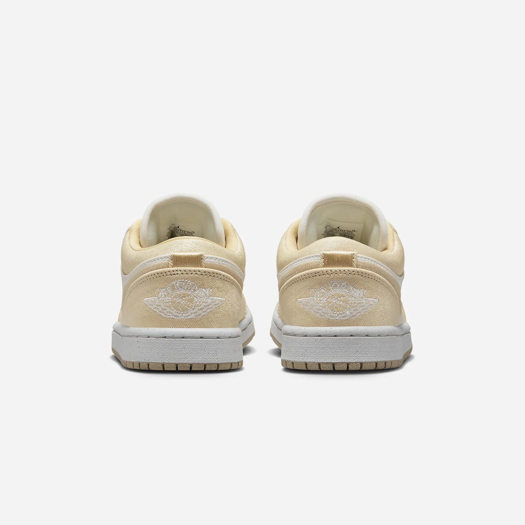 Jordan | AIR JORDAN 1 LOW SE  { TEAM GOLD/SAIL
