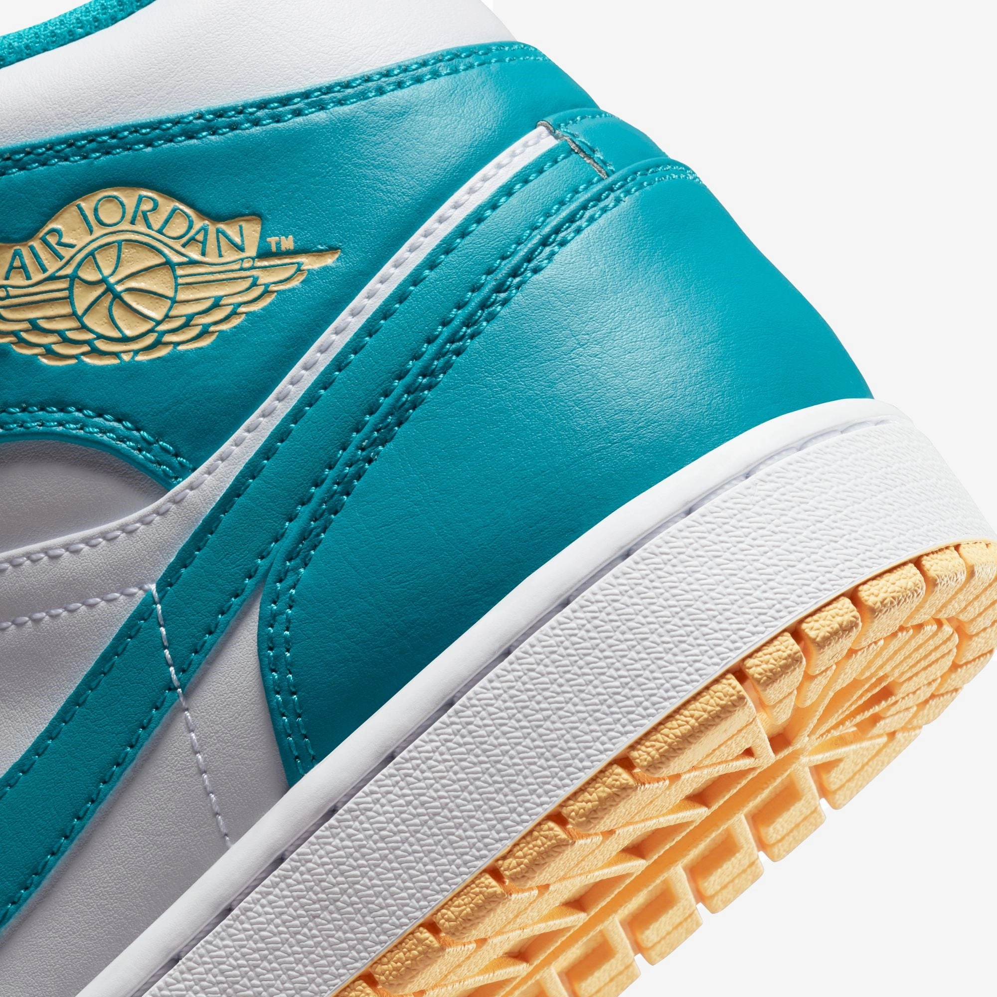 Jordan | AIR JORDAN 1 MID  { AQUATONE/CELESTIAL GOLD-WHITE