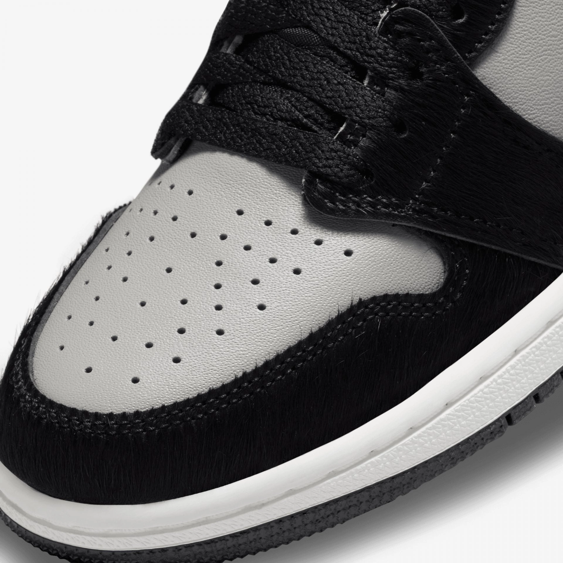 Jordan | AIR JORDAN 1 RETRO HIGH  { MEDIUM GREY/BLACK-WHITE