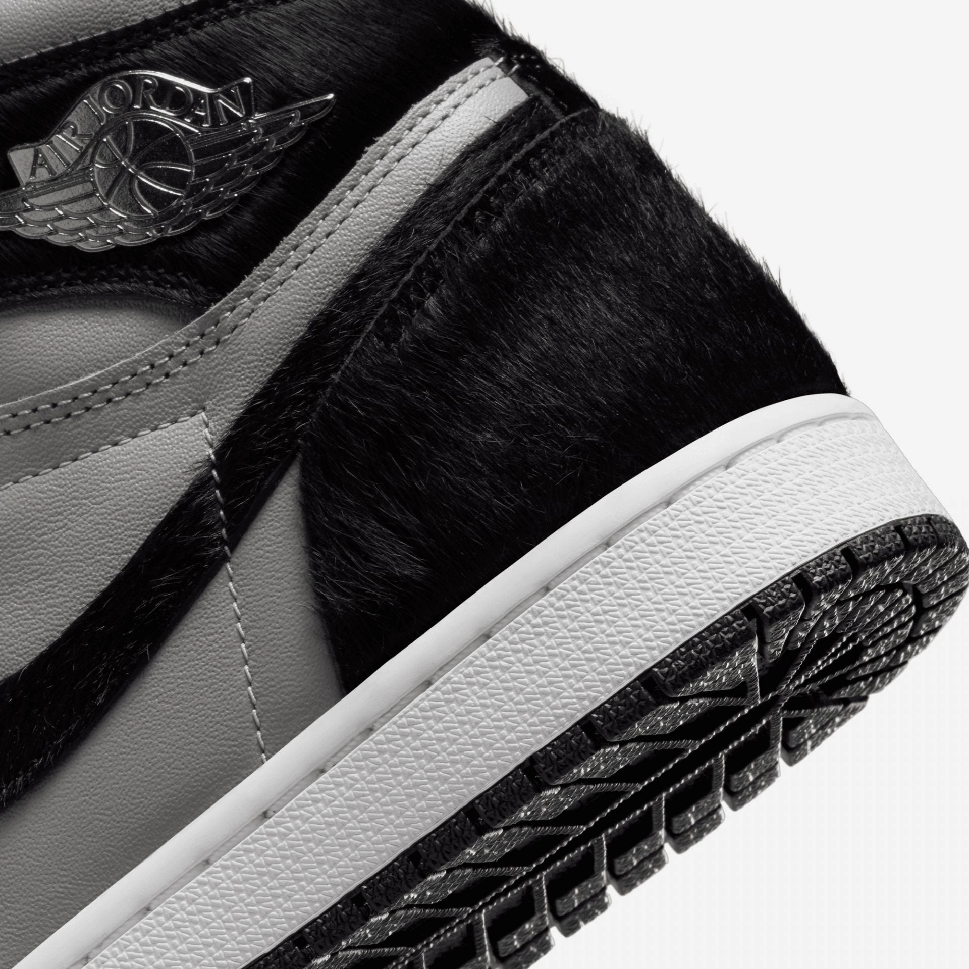 Jordan | AIR JORDAN 1 RETRO HIGH  { MEDIUM GREY/BLACK-WHITE