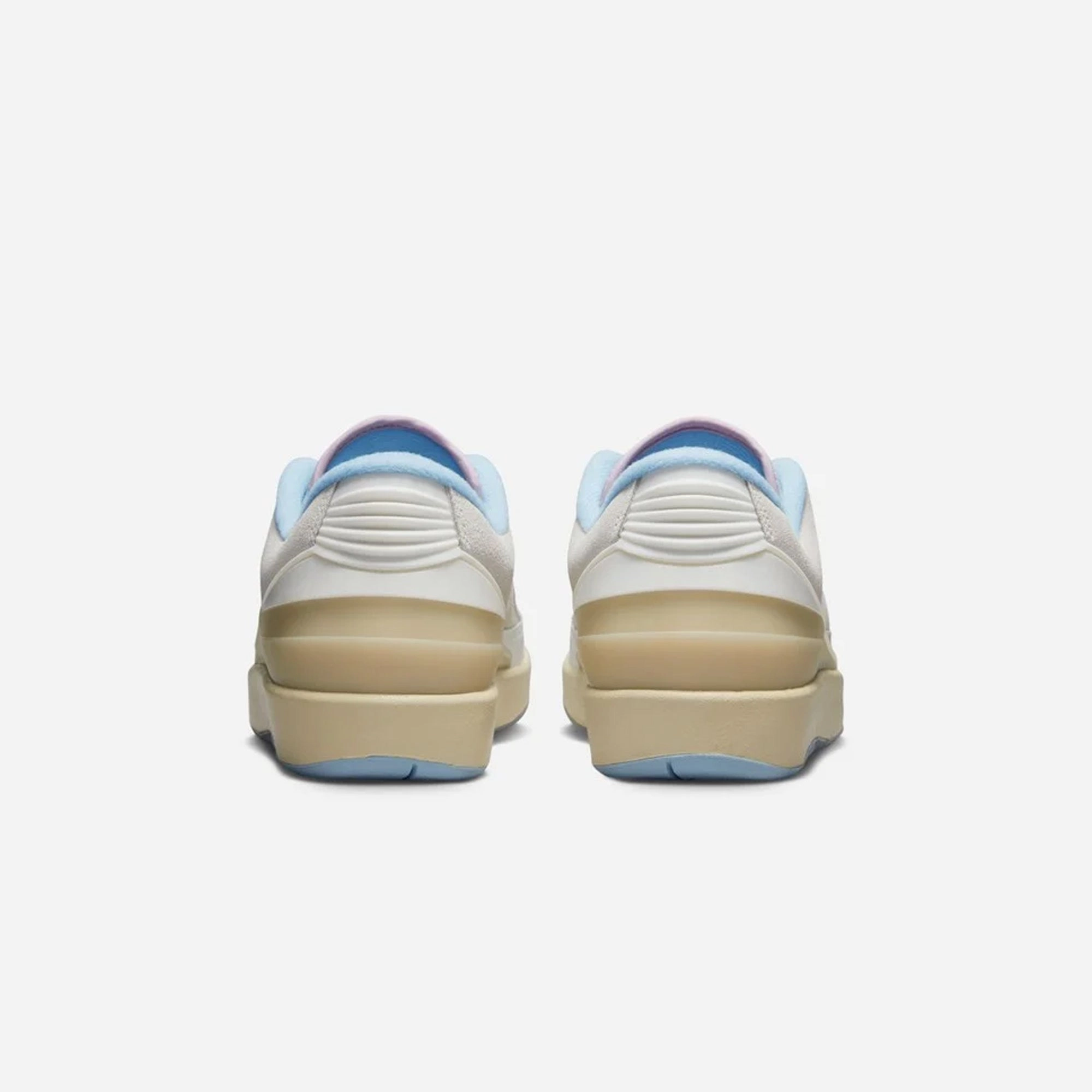 Jordan | AIR JORDAN 2 RETRO LOW  { SUMMIT WHITE/VARSITY RED-ICE BLUE