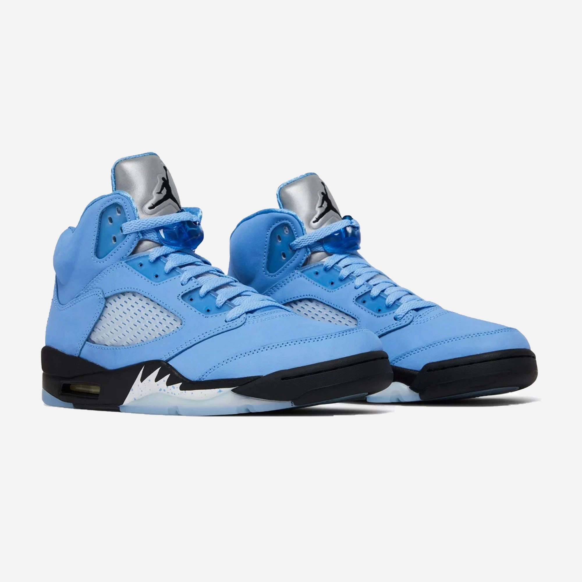 Jordan | AIR JORDAN 5  { UNIVERSITY BLUE/BLACK-WHITE