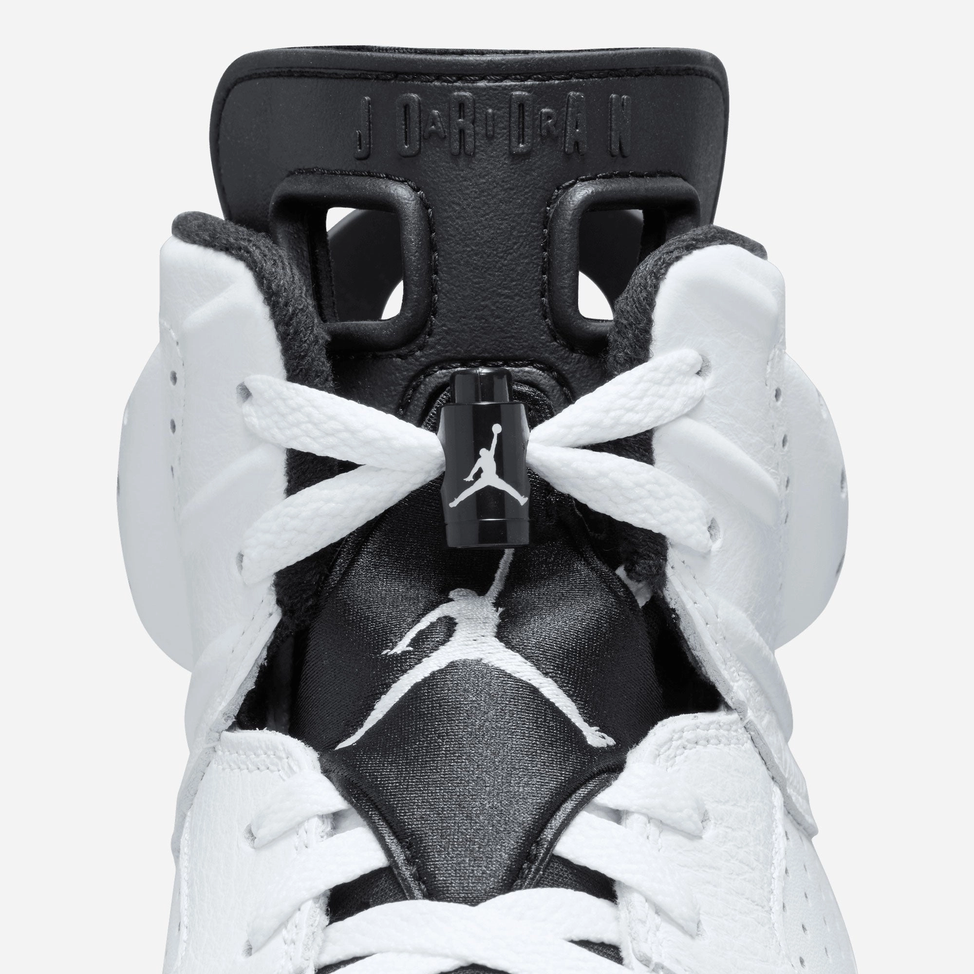 Jordan | AIR JORDAN 6 RETRO { WHITE/BLACK