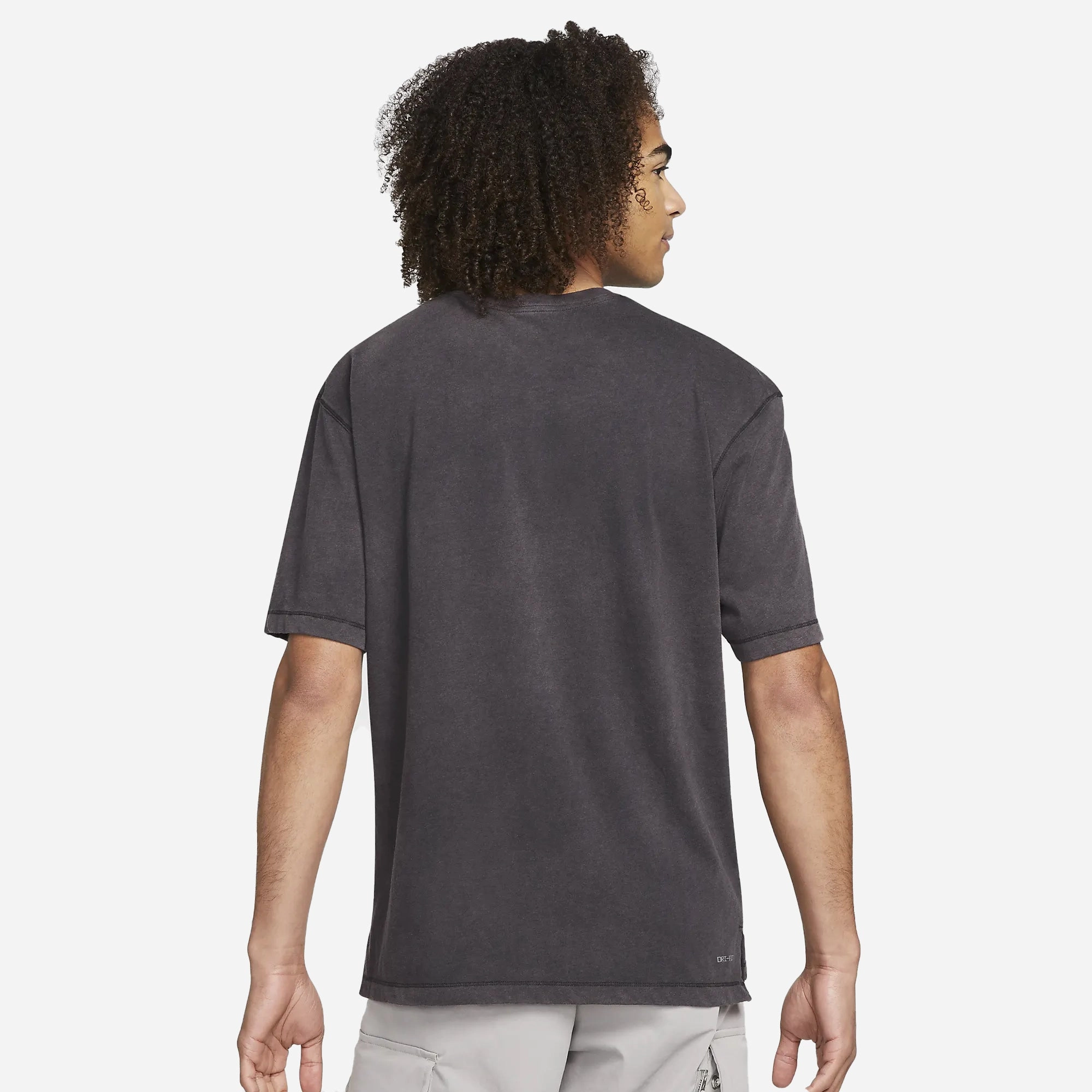 Jordan | DRI-FIT SPORT  { BLACK/WHITE