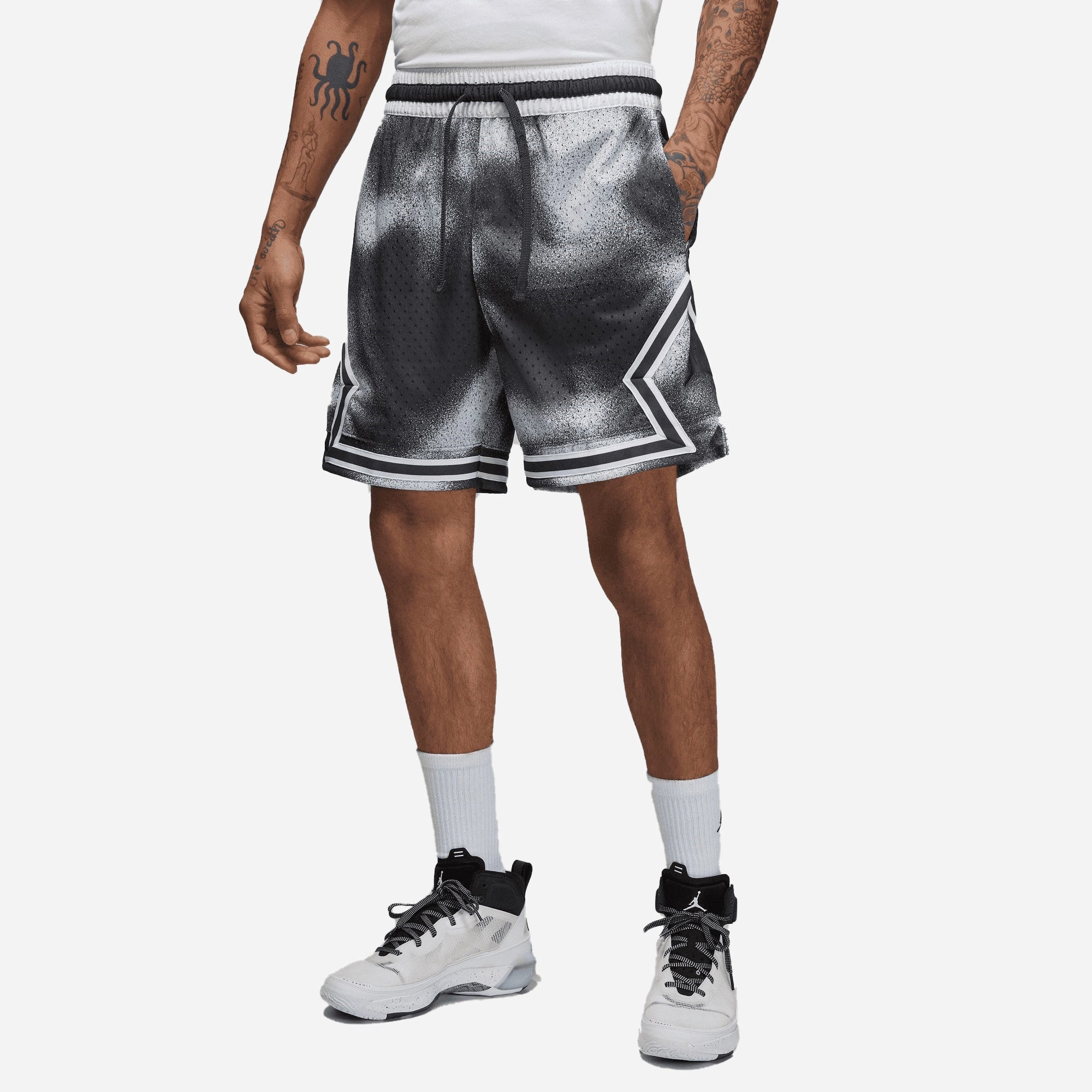 Jordan | DRI-FIT SPORT  { DK SMOKE GREY/WHITE/BLACK