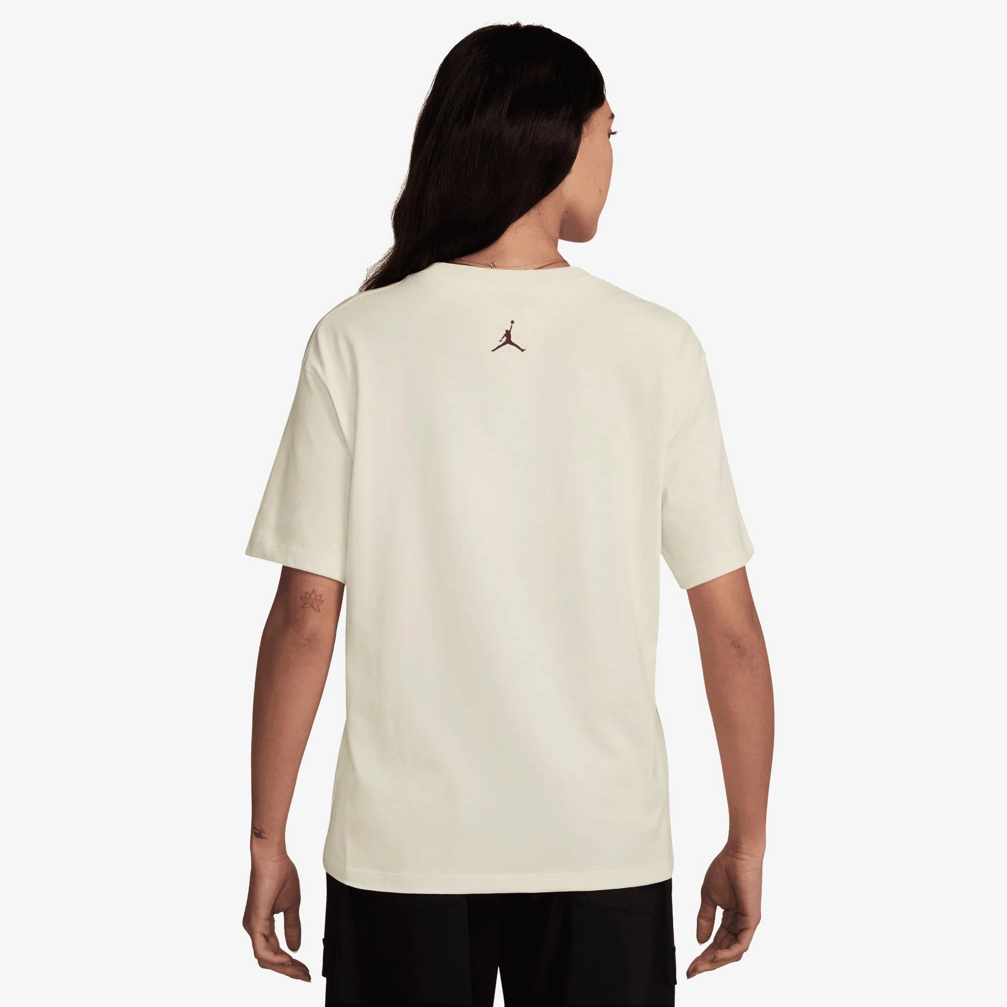 JORDAN | GIRLFRIEND T-SHIRT { SAIL/BLACK