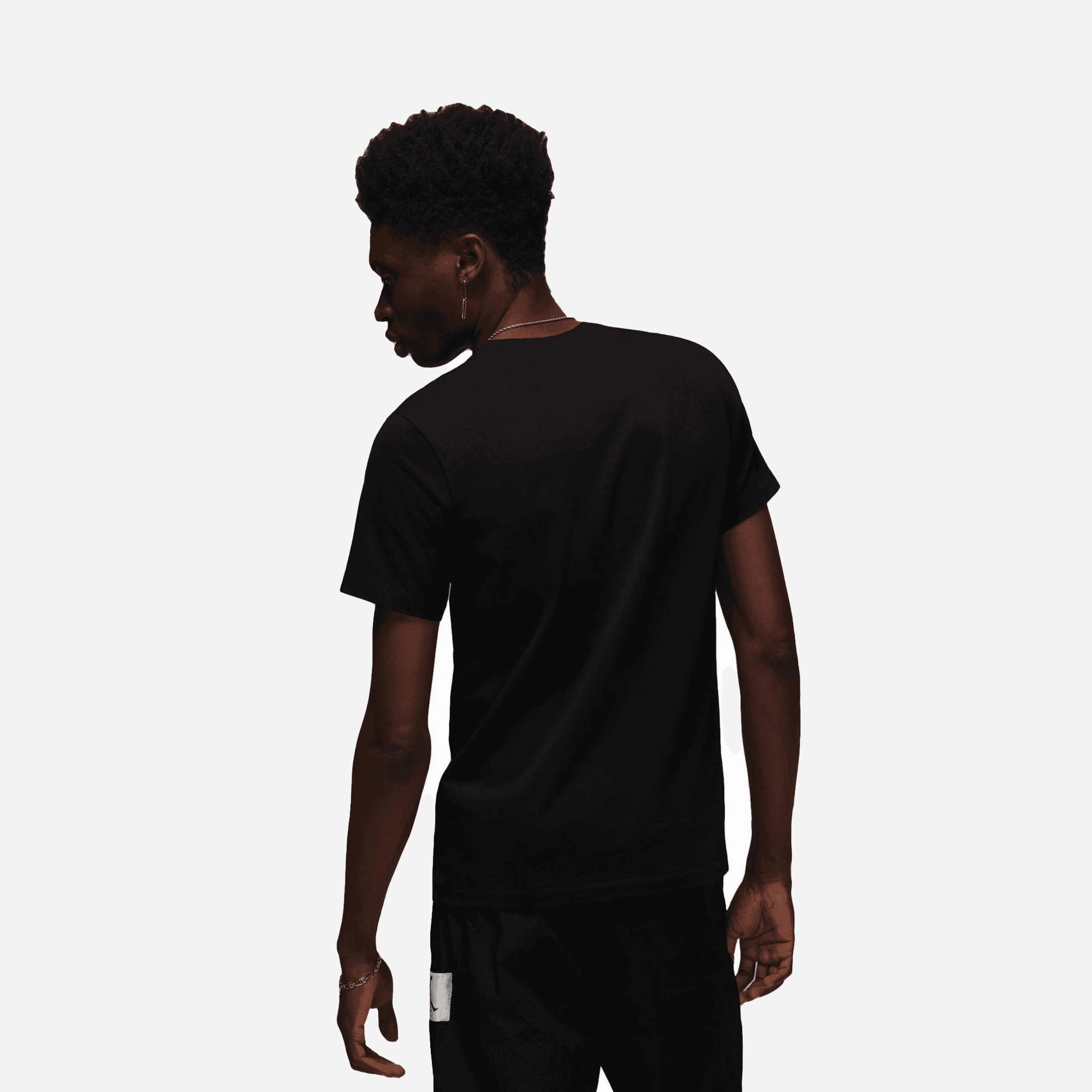 Jordan | GRAPHIC T-SHIRT  { BLACK