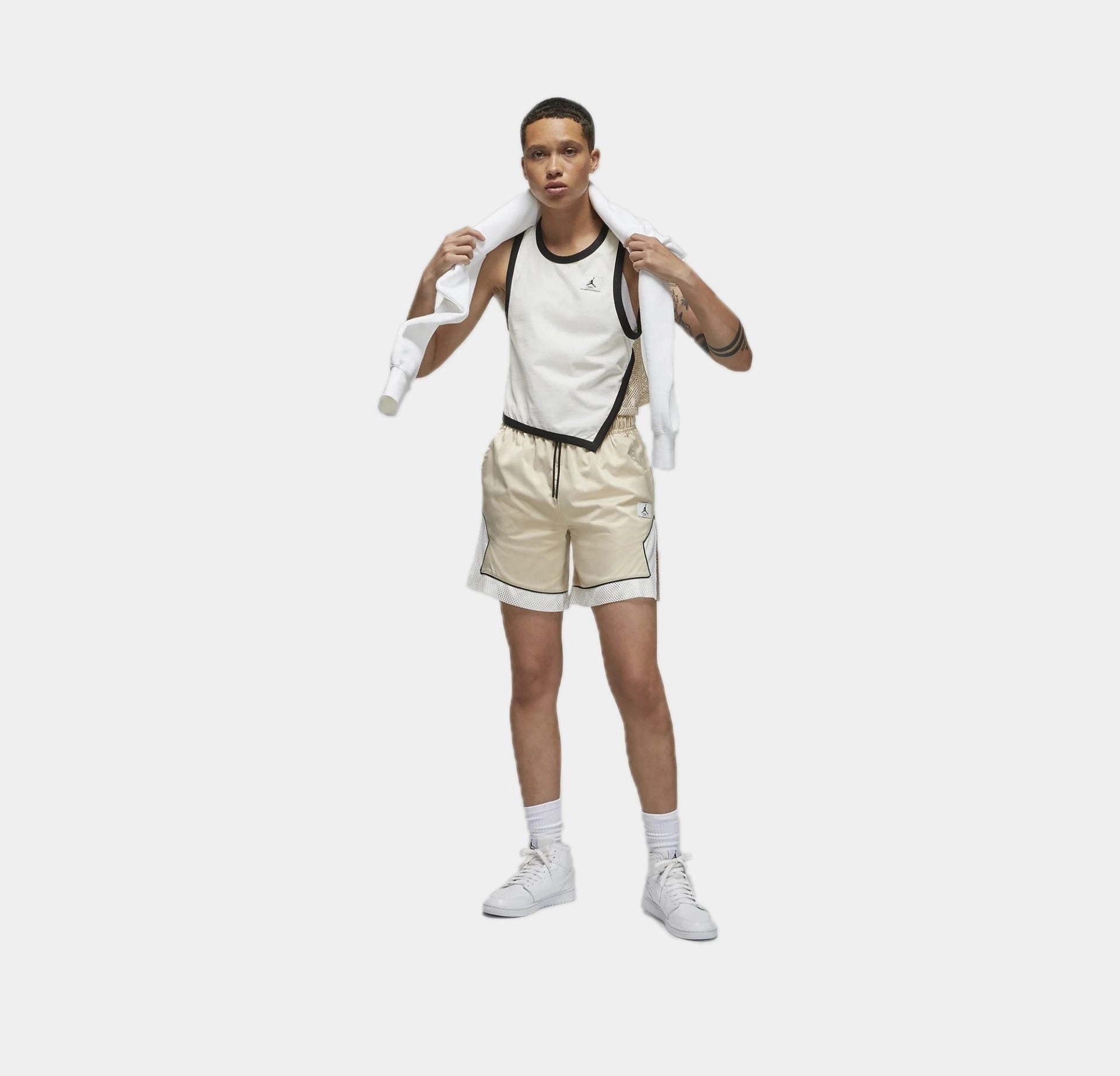 Jordan | JORDAN ESSENTIAL DIAMOND SHORT  { SAND DRIFT / SAIL