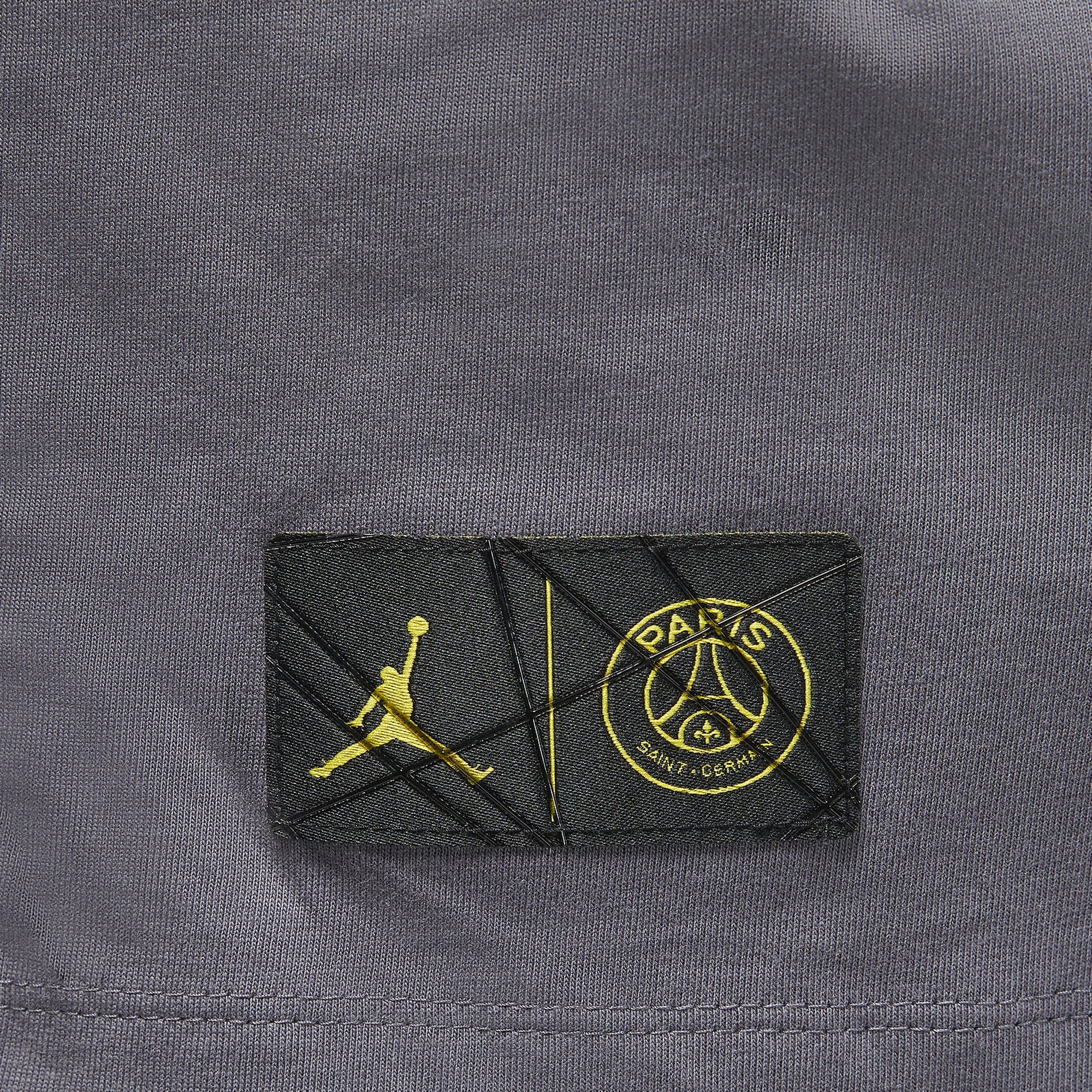 Jordan | PARIS SAINT -GERMAIN  { LT GRAPHITE/TOUR YELLOW