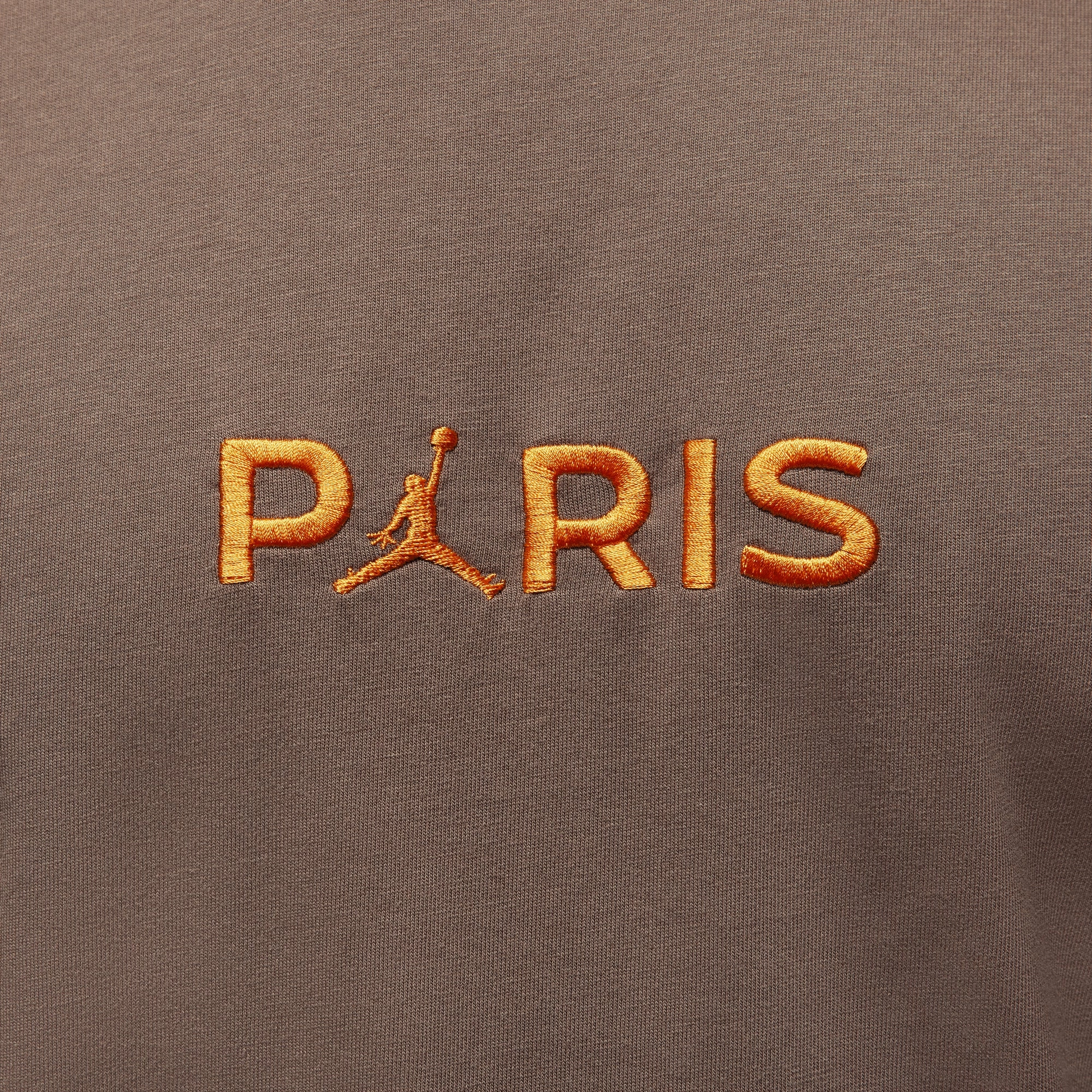 Jordan | PARIS SAINT-GERMAIN  { PALOMINO/MAGMA ORANGE