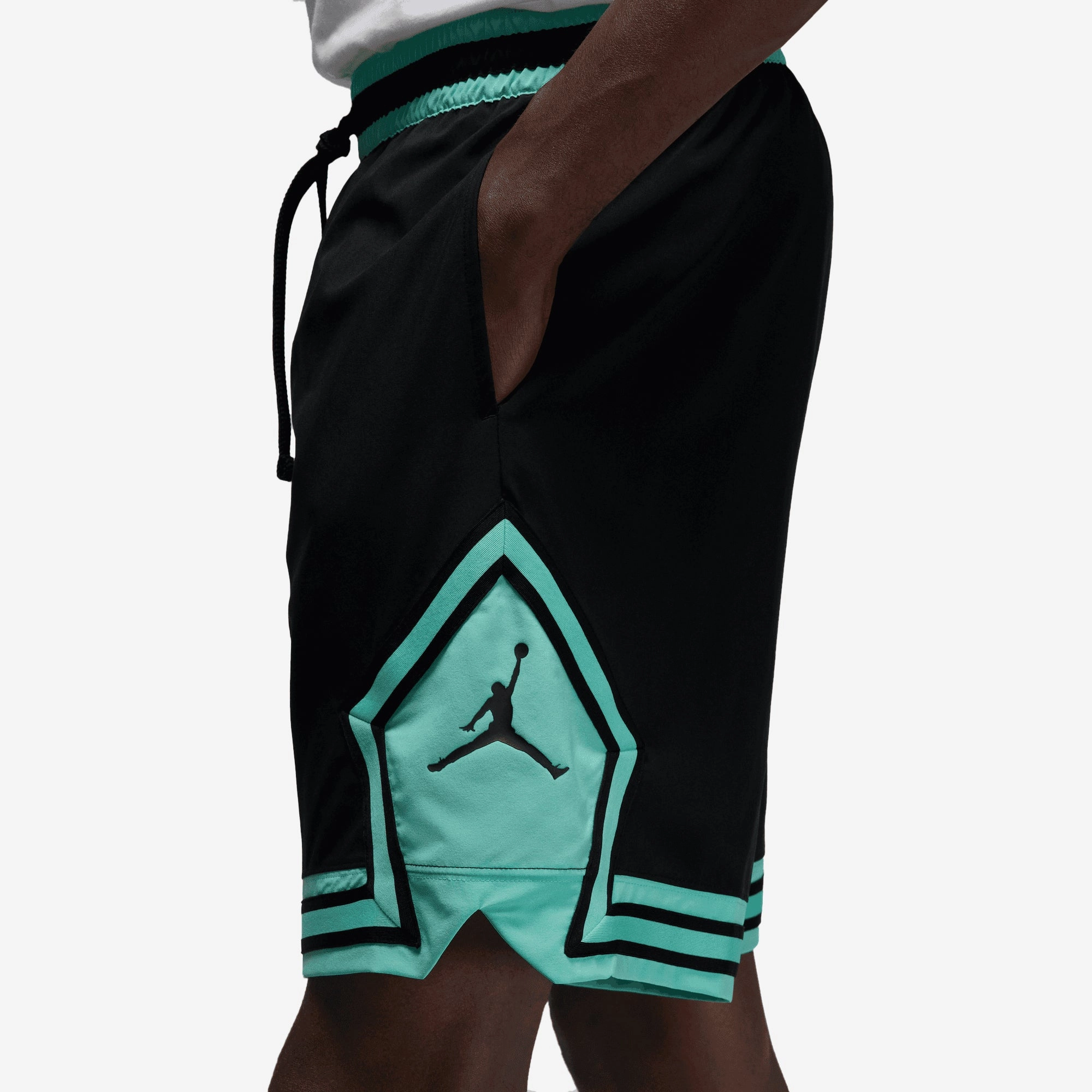 Jordan | WOVEN DIAMOND SHORTS  { BLACK/TROPICAL TWIST/BLACK
