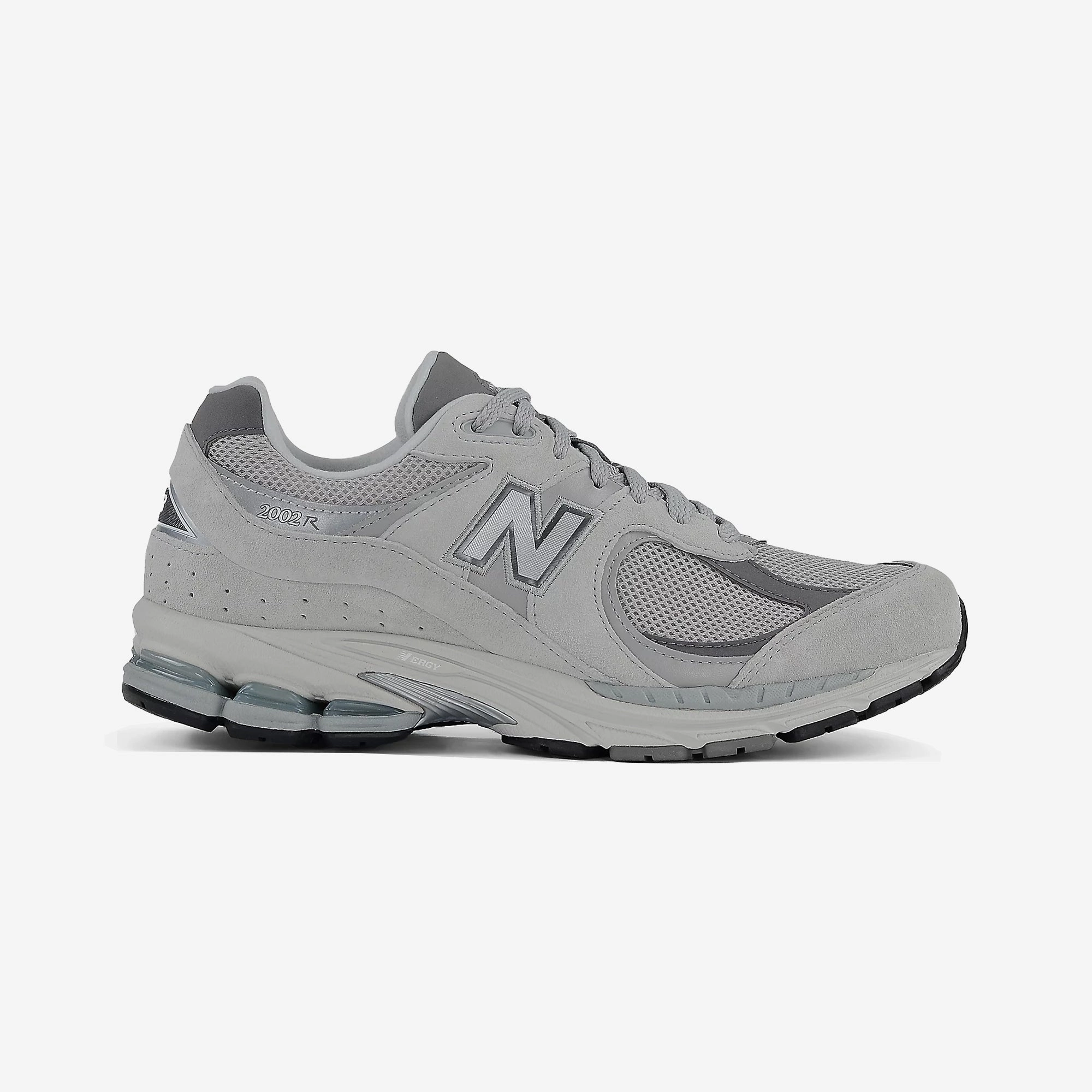 New Balance | 2002R  { GREY