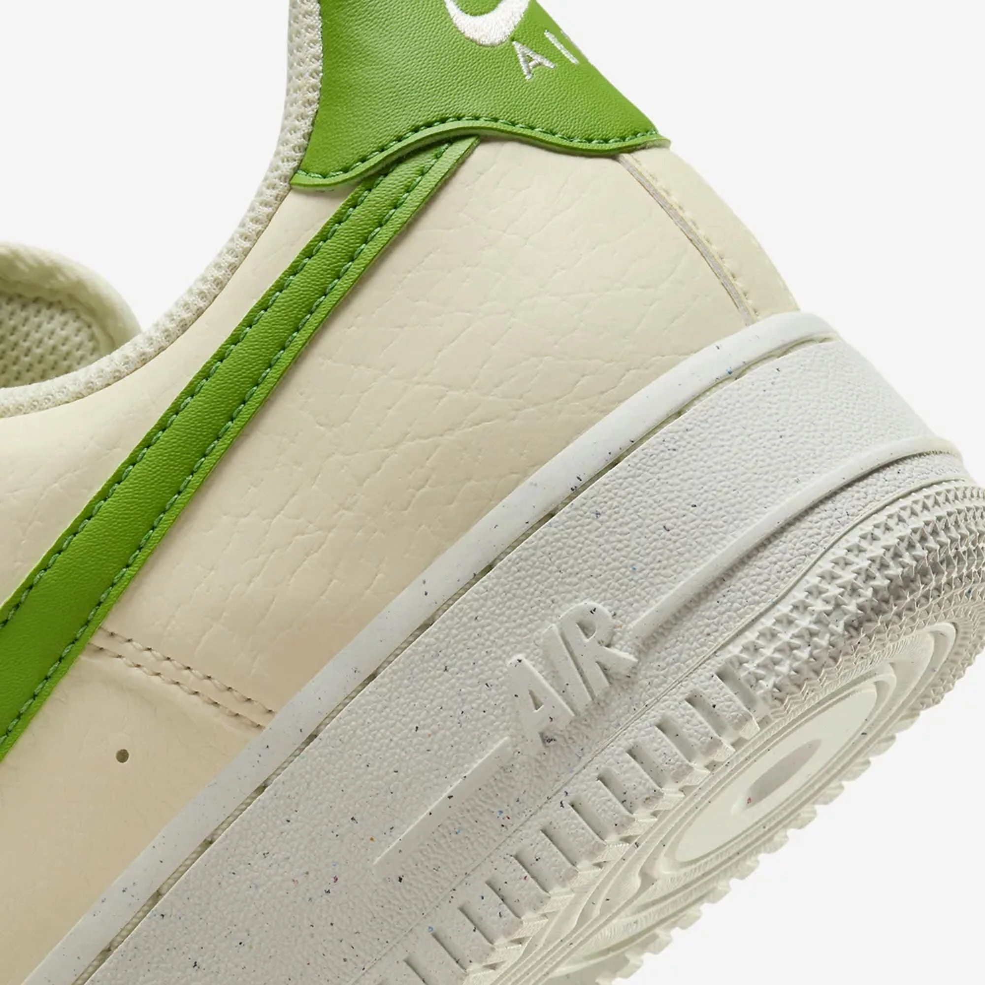 Nike | AIR FORCE 1 '07 { COCONUT MILK/CHLOROPHYLL-SAIL-VOLT