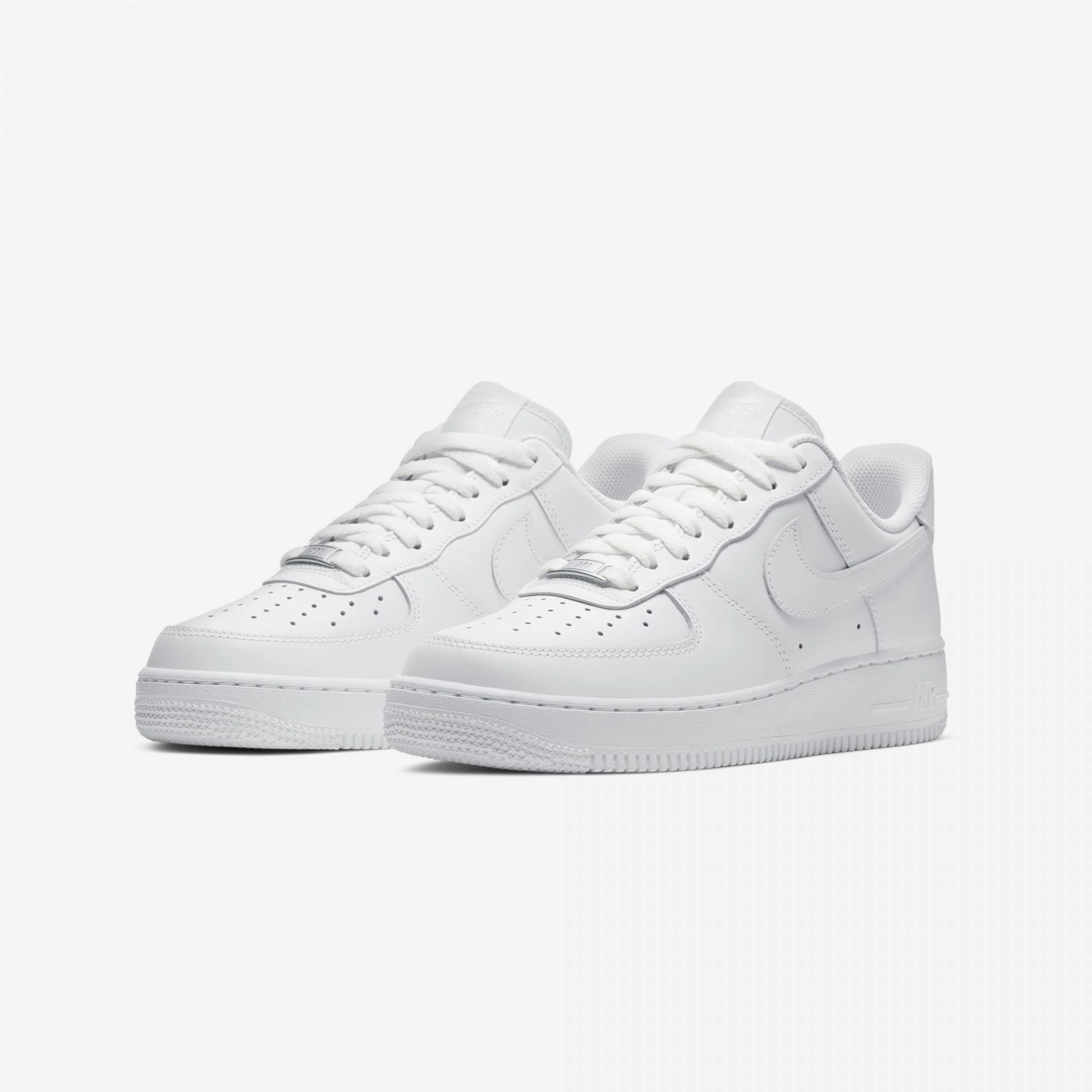 Nike | AIR FORCE 1 '07 { WHITE