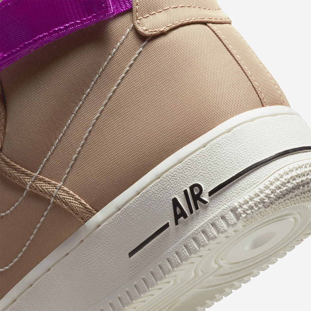 Nike | AIR FORCE 1 HIGH '07 LV8 { HEMP/FUCHSIA