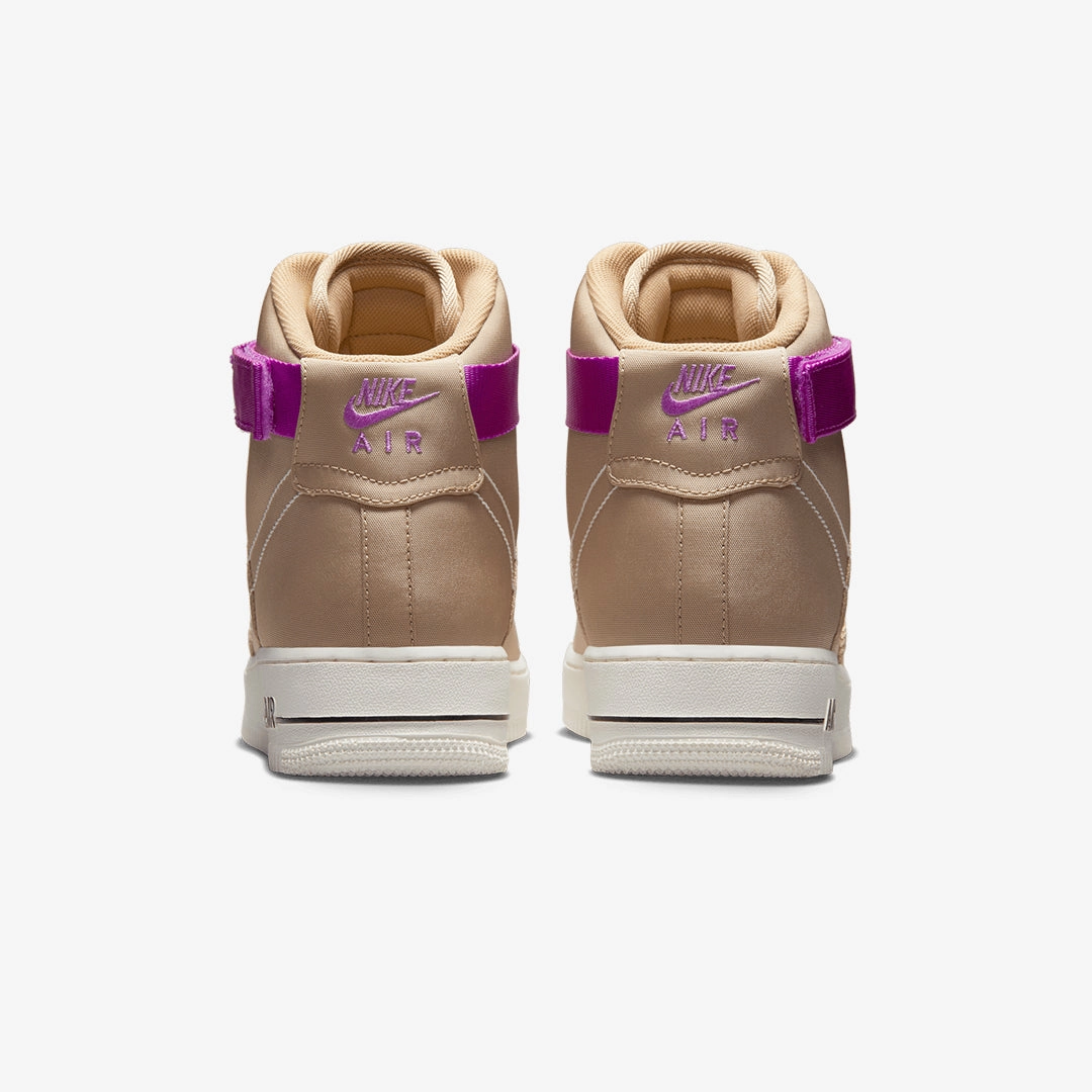 Nike | AIR FORCE 1 HIGH '07 LV8 { HEMP/FUCHSIA