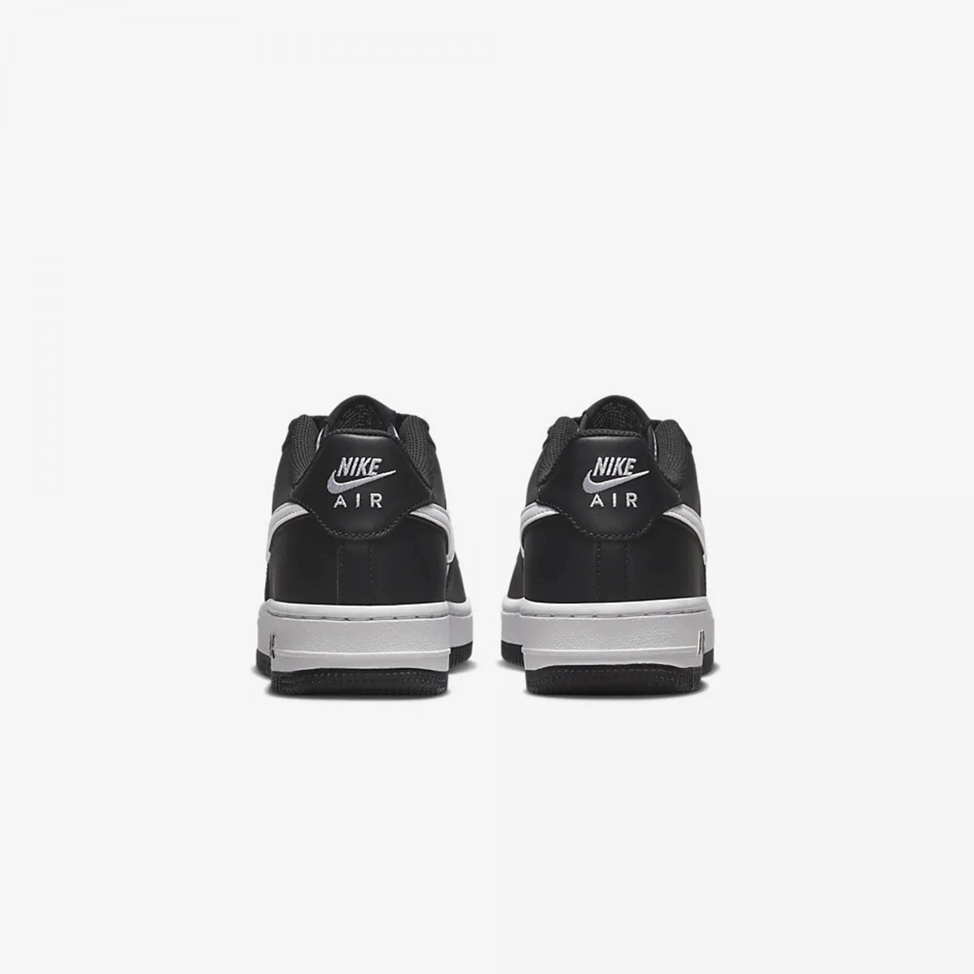 Nike | AIR FORCE 1 LV8 2 (GS)  { BLACK/WHITE