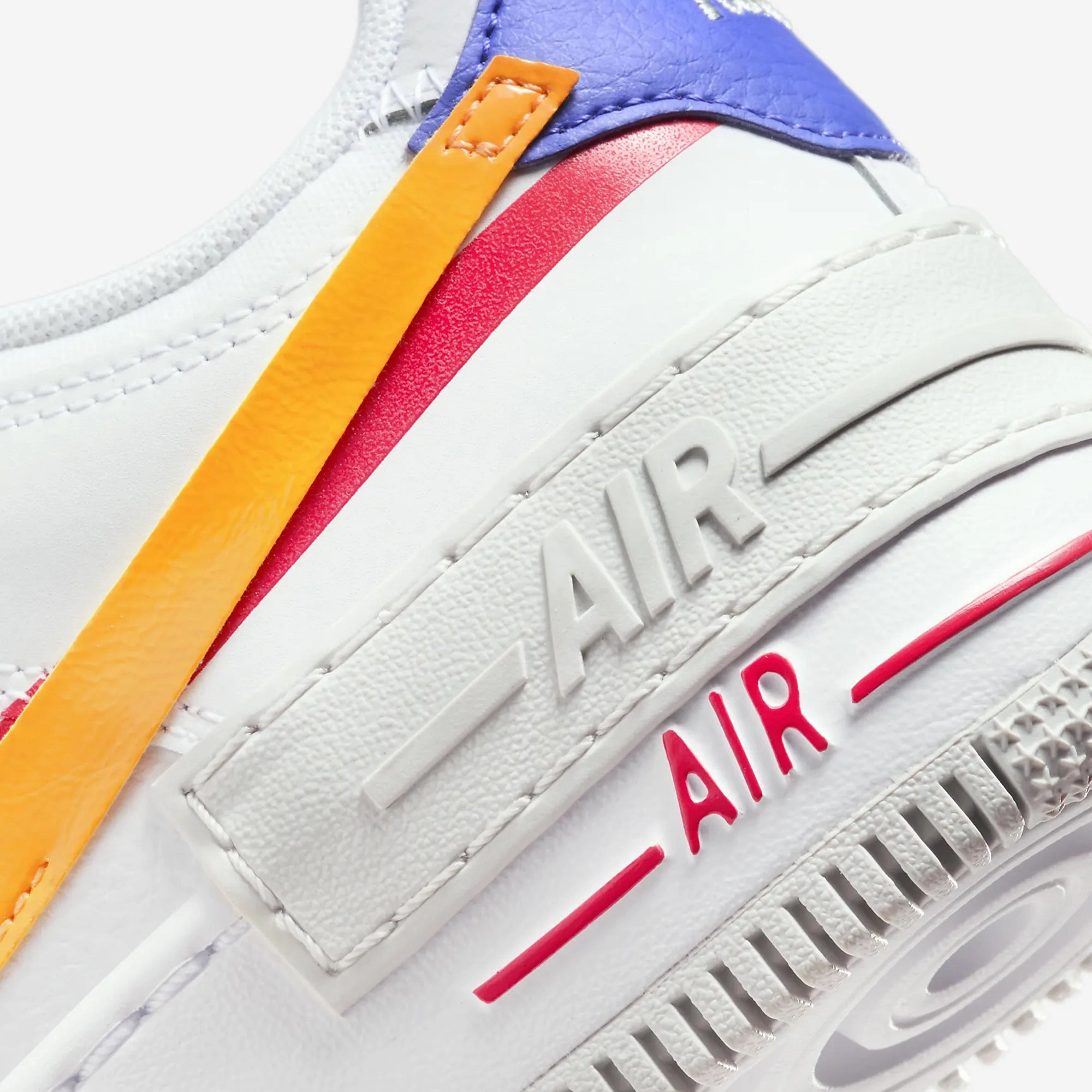 Nike | AIR FORCE 1 SHADOW  { WHITE/SUNDIAL-SIREN RED-PHOTON DUST