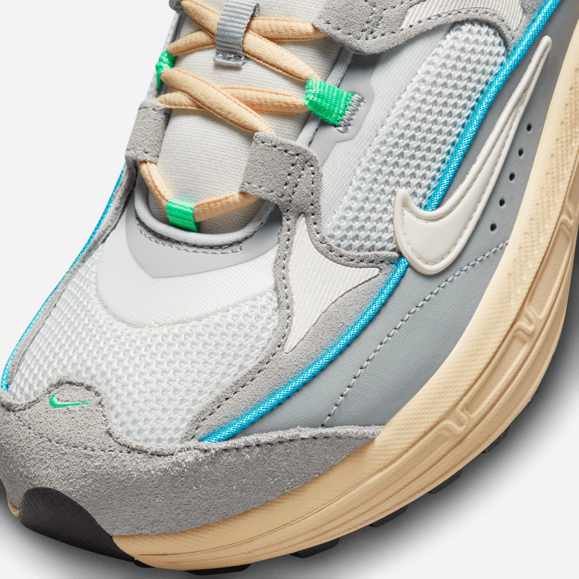 Nike | AIR MAX BLISS  { LT SMOKE GREY/SAIL-PHOTON DUST