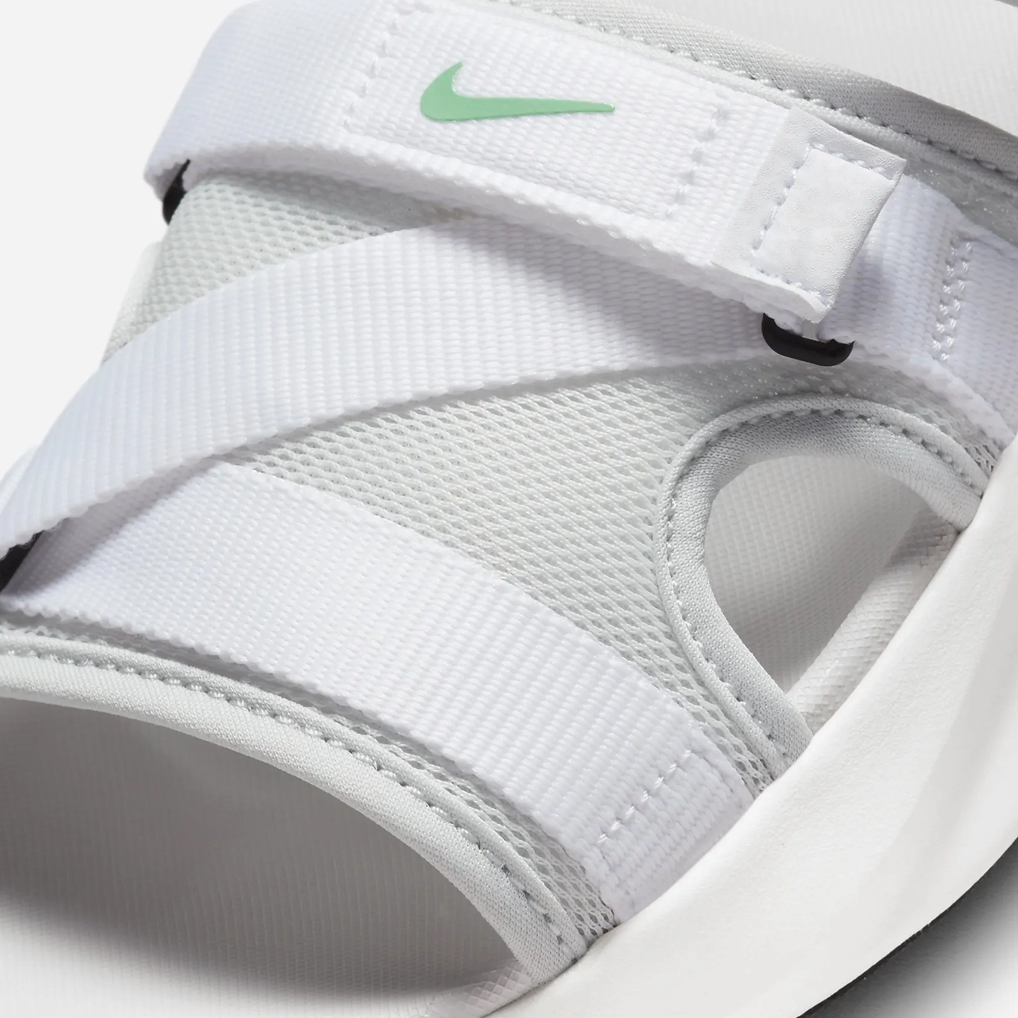 Nike | AIR MAX SOL  { PHOTON DUST/SPRING GREEN-WHITE-BLACK