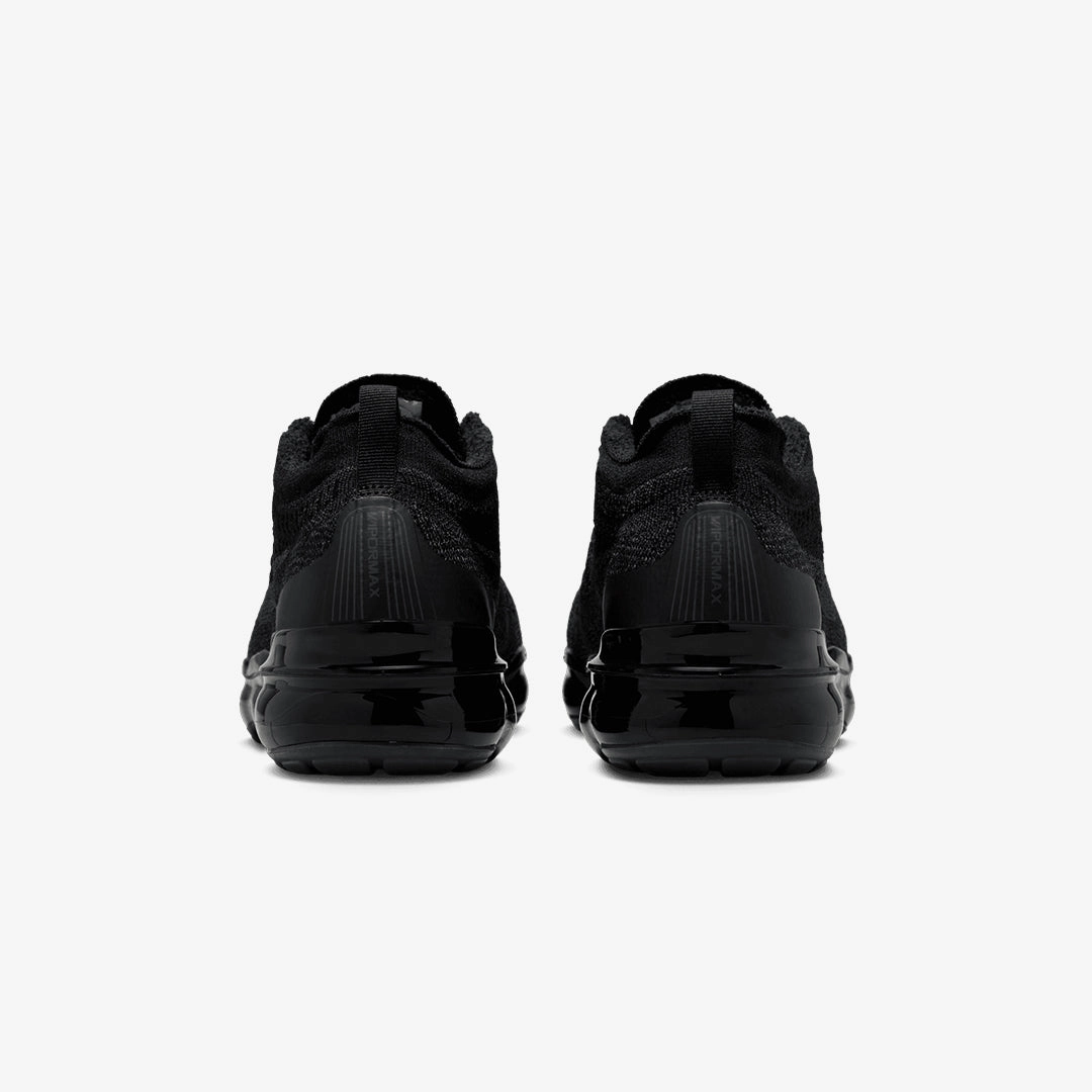 Nike | AIR VAPORMAX 2023 FLYKNIT  { BLACK/BLACK-ANTHRACITE-BLACK