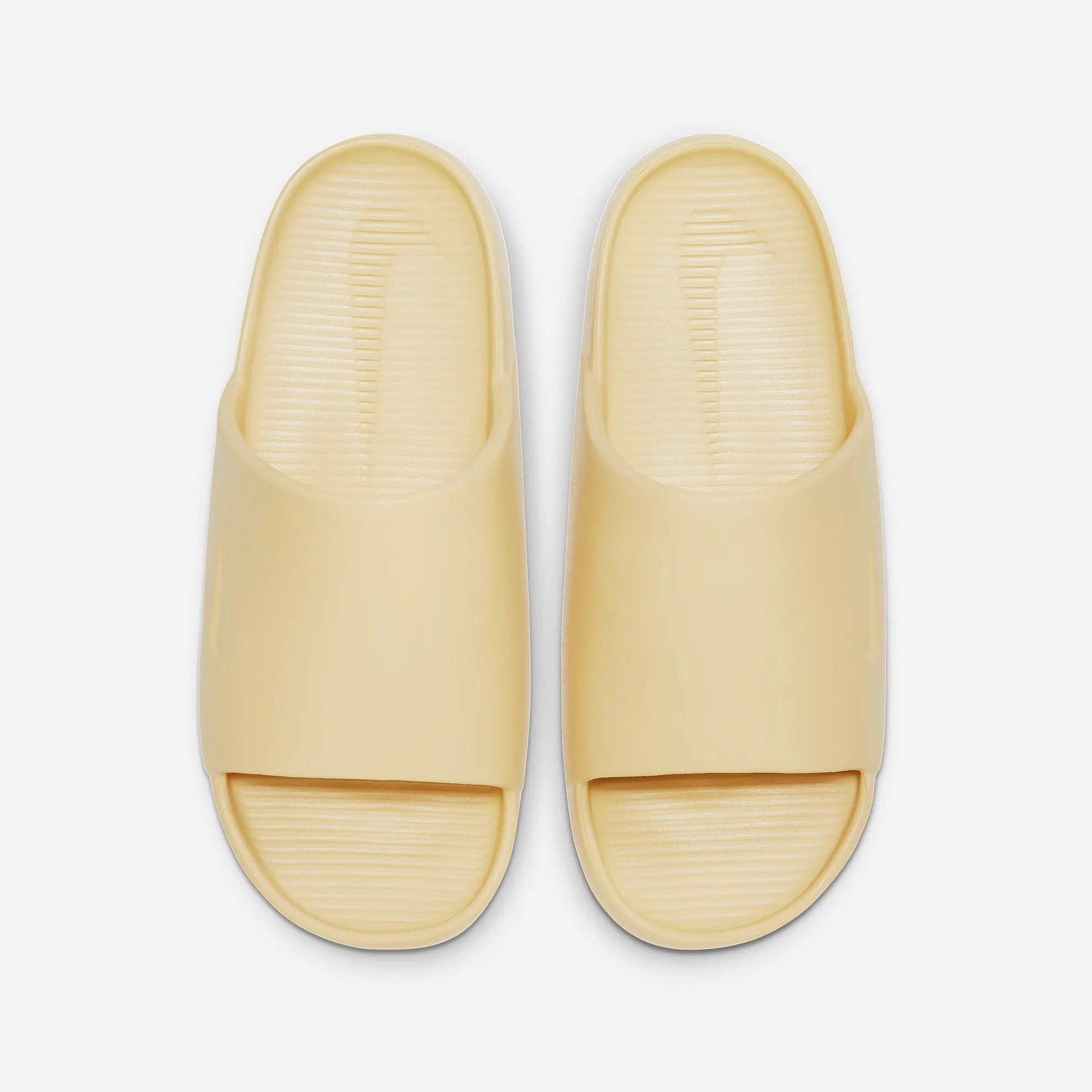 Nike | CALM  { SESAME/SESAME