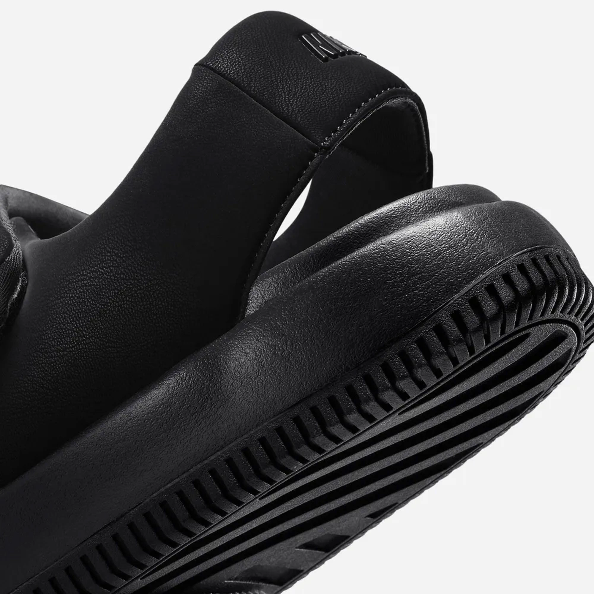 Nike | CALM SANDALS  { BLACK/BLACK-BLACK