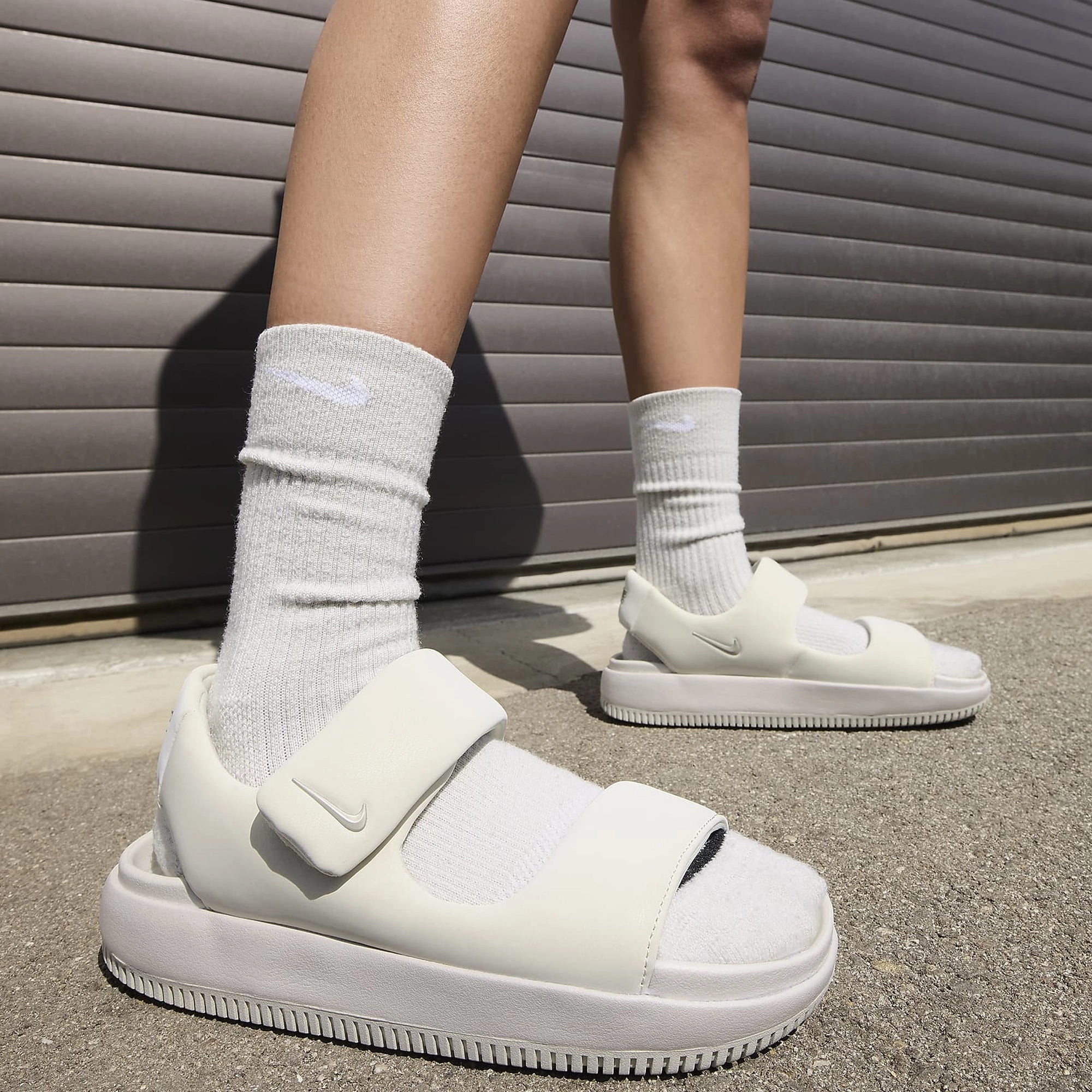 NIKE | CALM SANDALS { LIGHT BONE/LIGHT BONE-LIGHT BONE