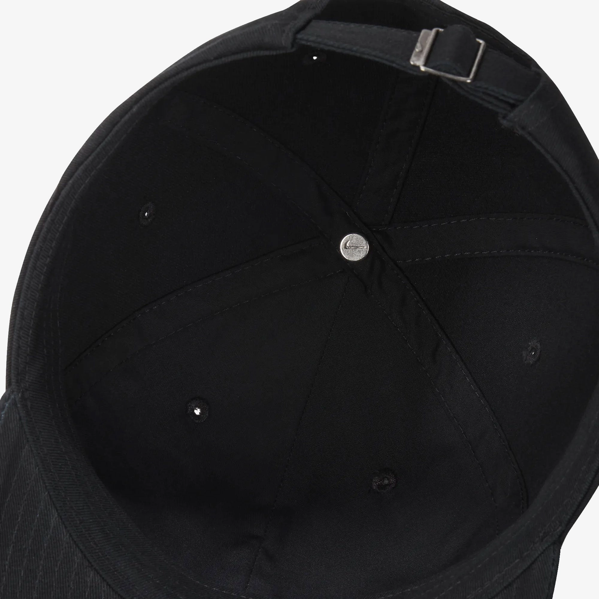NIKE | CLUB UNSTRUCTURED PATCH CAP { BLACK
