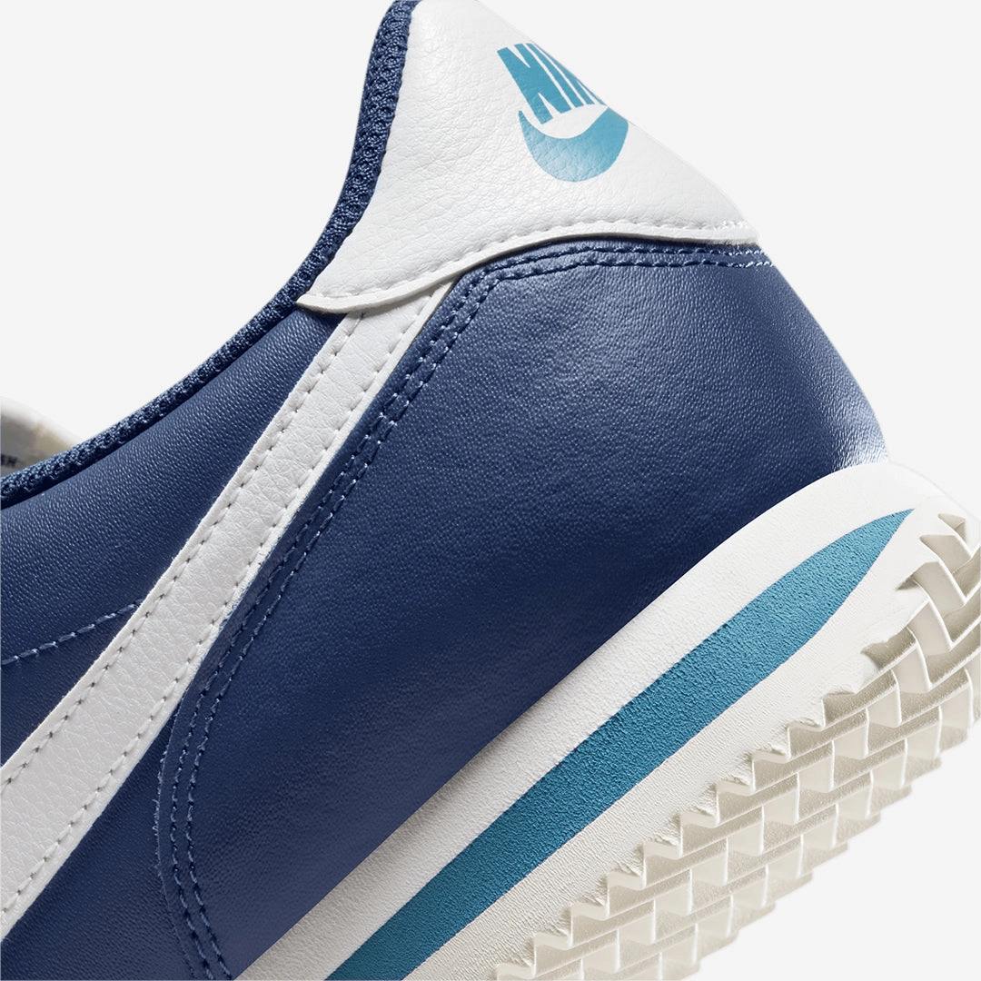 Nike | CORTEZ  { MIDNIGHT NAVY/SAIL-NOISE AQUA-SAIL