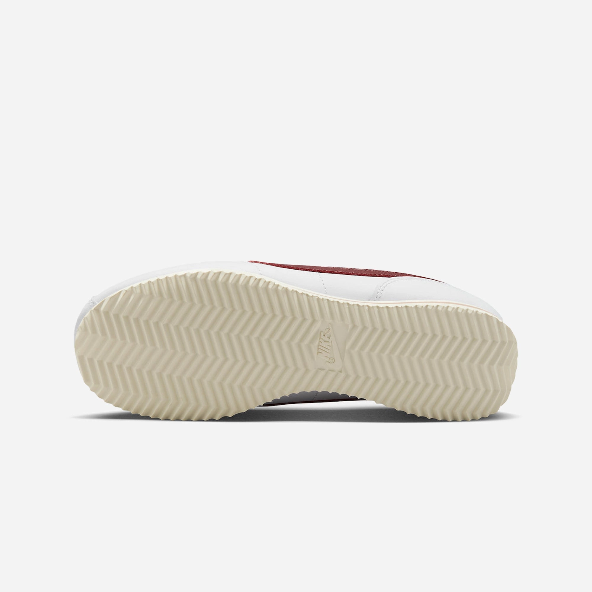 Nike | CORTEZ  { WHITE/CEDAR-RED STARDUST-SAIL