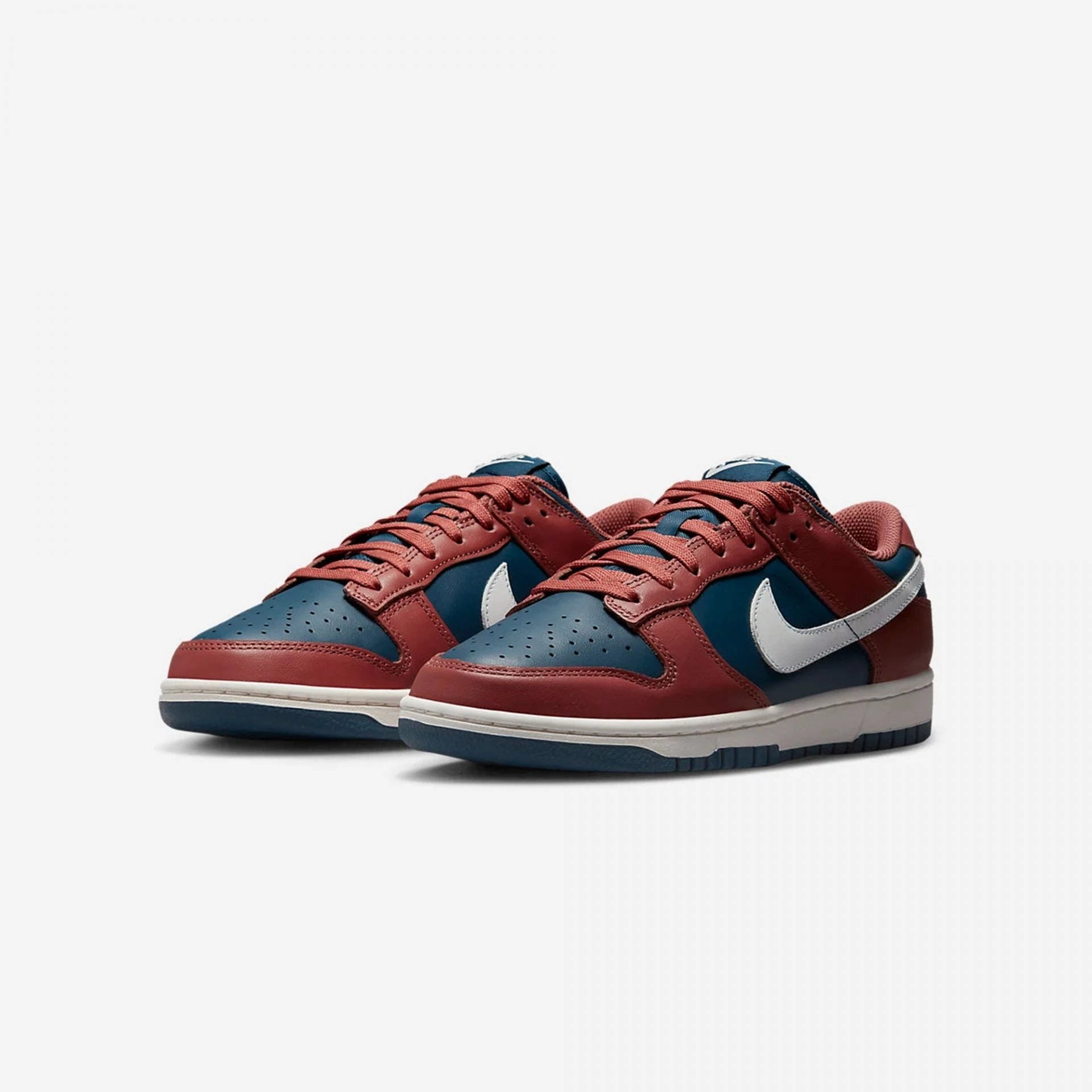 Nike | DUNK LOW  { CANYON RUST