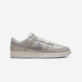 Nike | DUNK LOW  { METALLIC SILVER