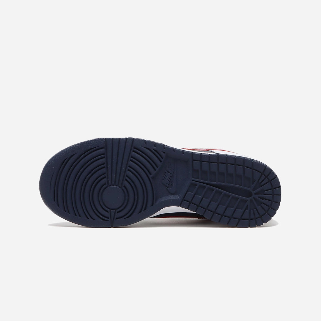 Nike | DUNK LOW PREMIUM  { WHITE/UNIVERSITY RED-OBSIDIAN-WOLF GREY