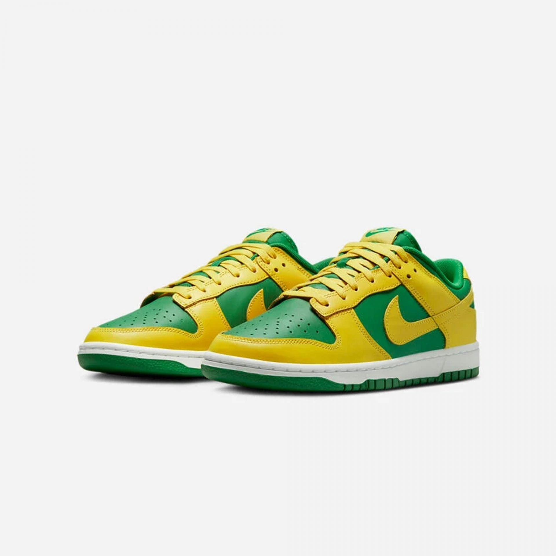 Nike | DUNK LOW RETRO  { APPLE GREEN/YELLOW STRIKE-WHITE