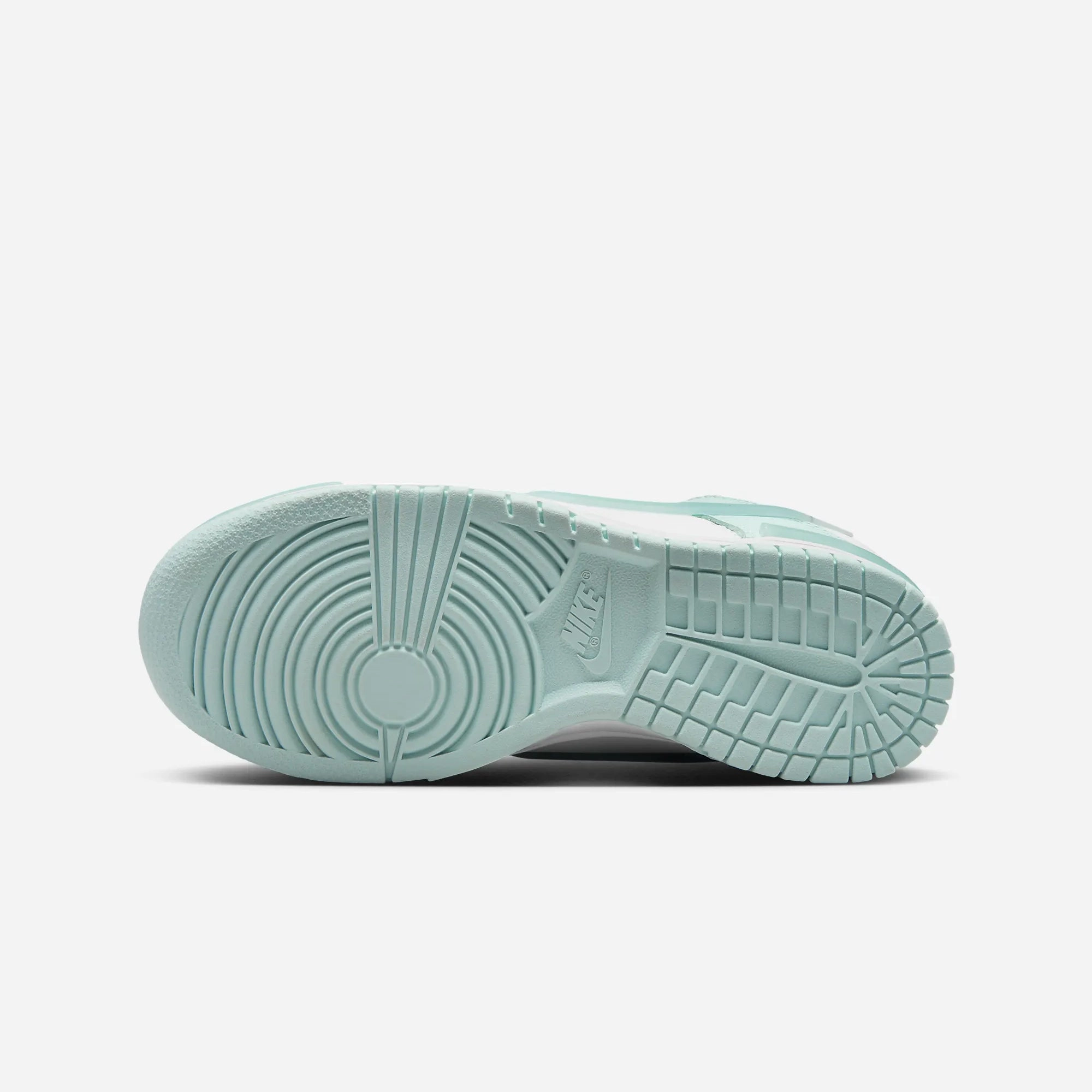 Nike | DUNK LOW TWIST  { SUMMIT WHITE/JADE ICE