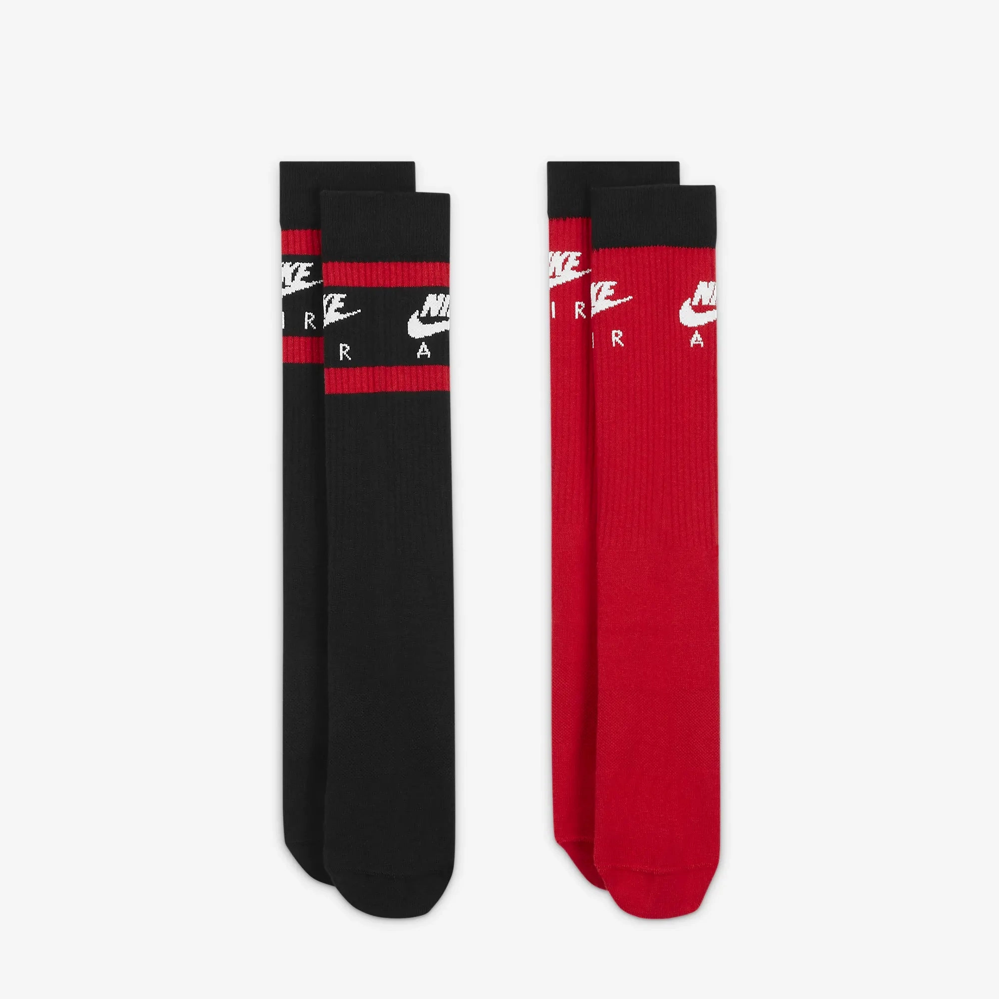 Nike | EVERYDAY ESSENTIAL { BLACK/RED