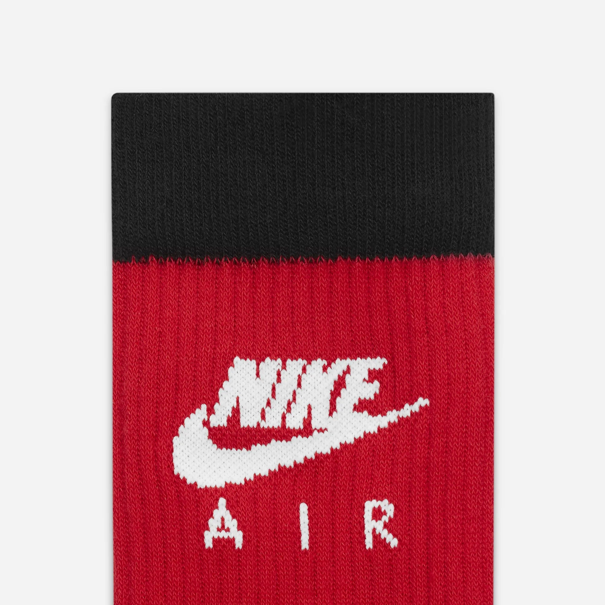 Nike | EVERYDAY ESSENTIAL { BLACK/RED
