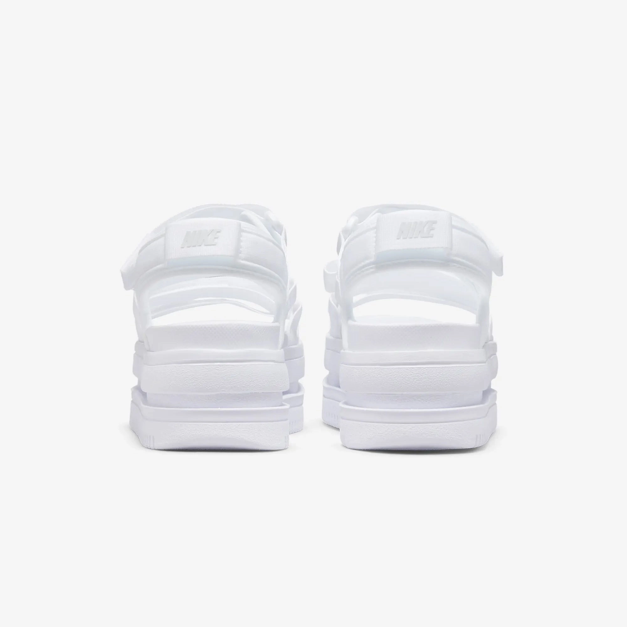 Nike | ICON CLASSIC  { WHITE