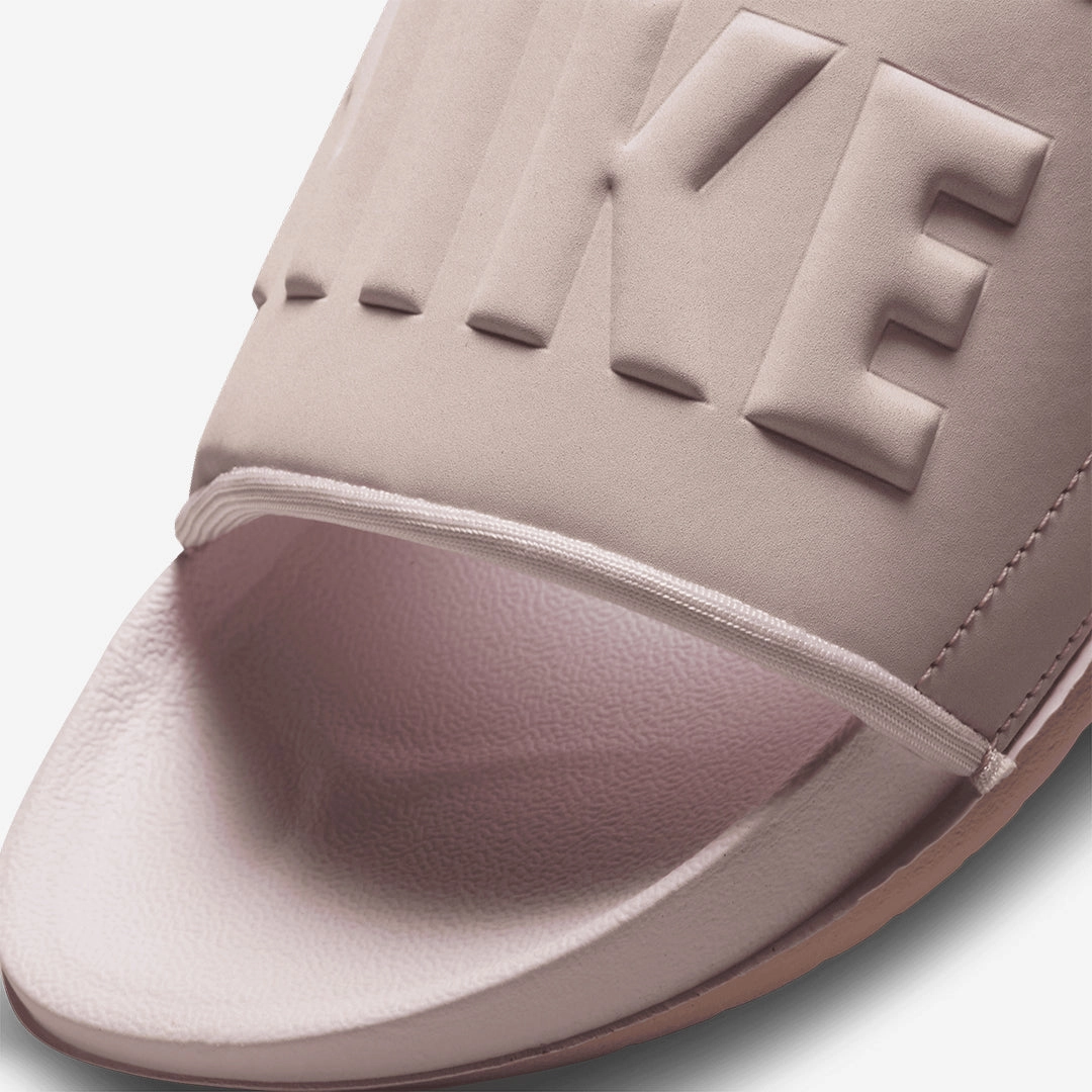 Nike | OFFCOURT  { BARELY ROSE/BARELY ROSE-PINK OXFORD